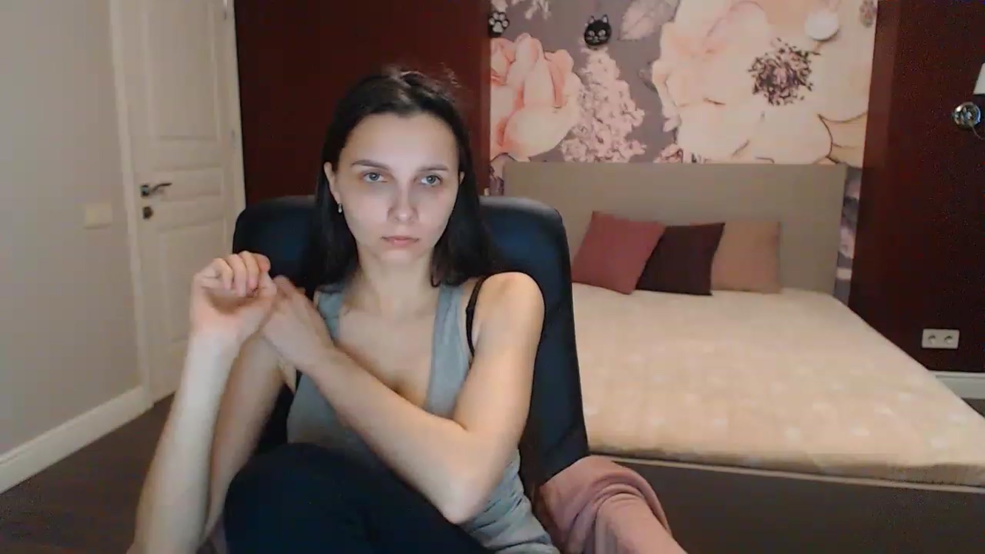 Gallery image thumbnail from Karina_Mils's myfreecams stream on, 03/25/2023, 14:02 image 11 of 20