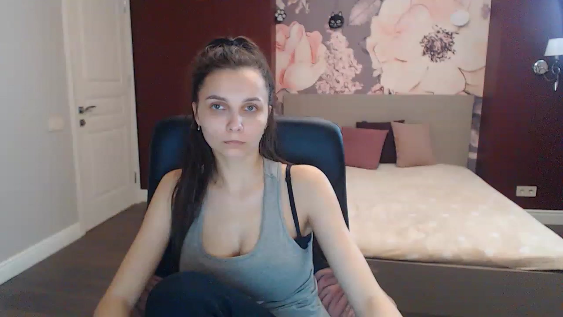 Gallery image thumbnail from Karina_Mils's myfreecams stream on, 04/15/2023, 12:59 image 20 of 20