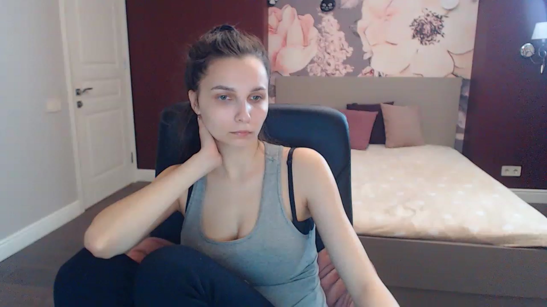 Gallery image thumbnail from Karina_Mils's myfreecams stream on, 04/15/2023, 12:59 image 5 of 20