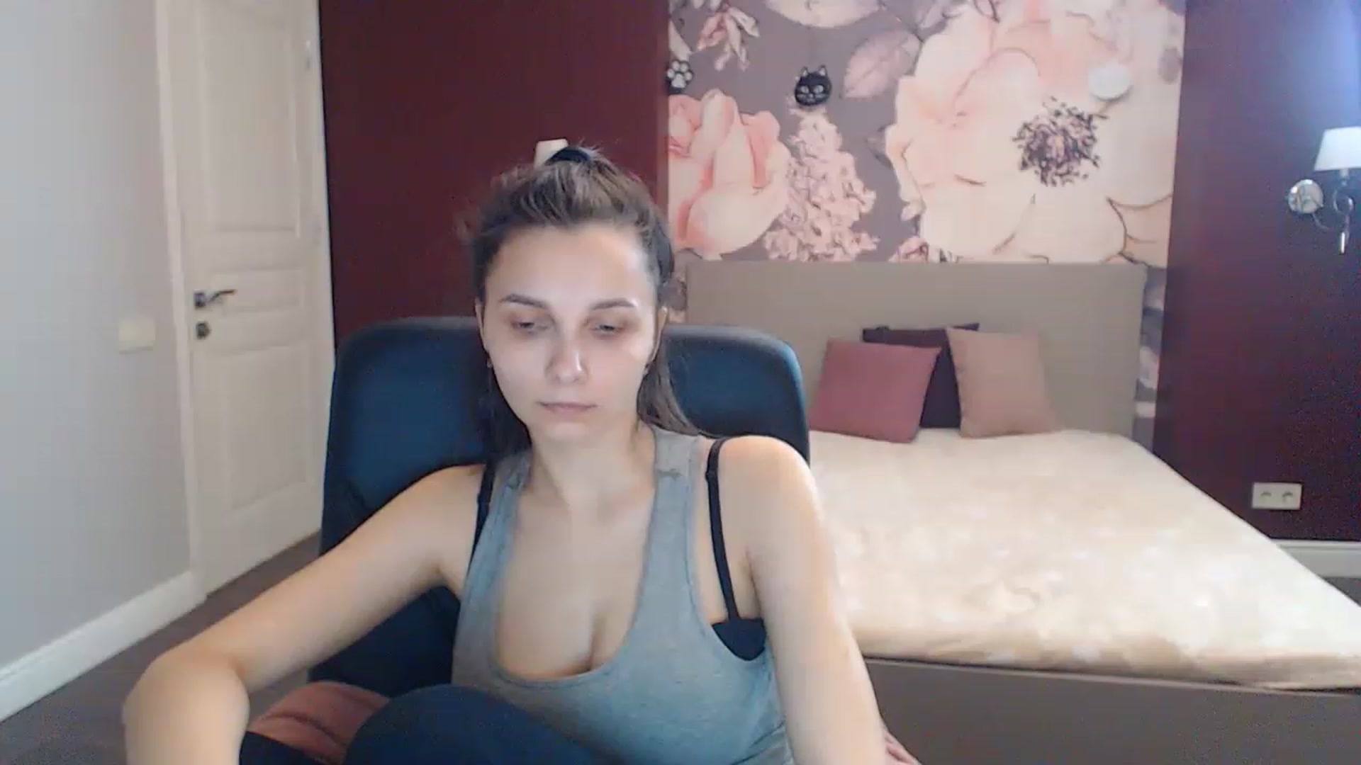 Gallery image thumbnail from Karina_Mils's myfreecams stream on, 04/15/2023, 12:59 image 12 of 20