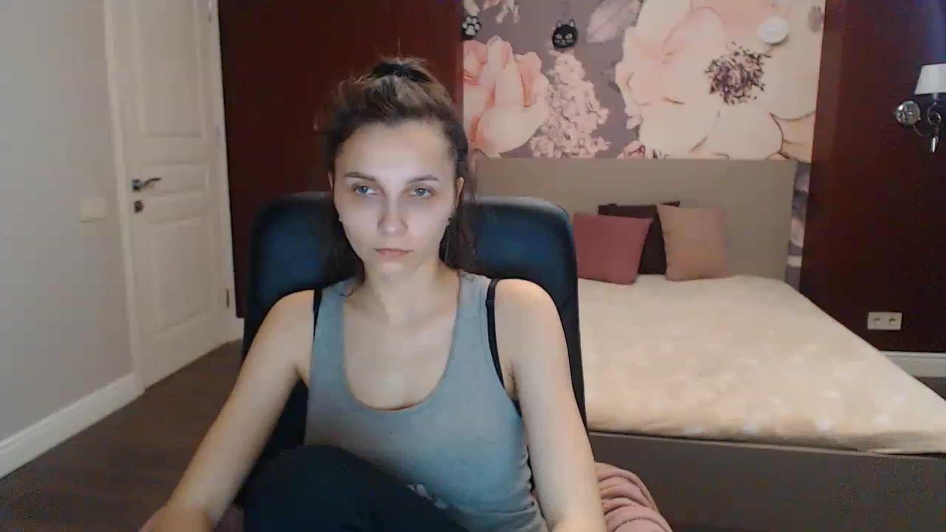 Gallery image thumbnail from Karina_Mils's myfreecams stream on, 04/15/2023, 13:58 image 2 of 20