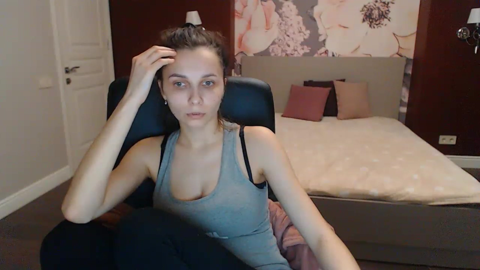Gallery image thumbnail from Karina_Mils's myfreecams stream on, 04/15/2023, 15:23 image 7 of 20