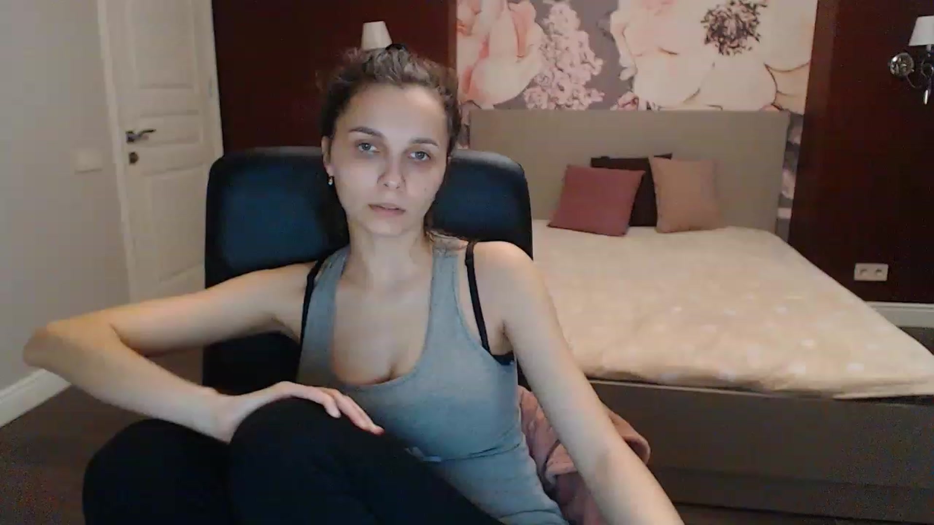 Gallery image thumbnail from Karina_Mils's myfreecams stream on, 04/15/2023, 15:23 image 2 of 20