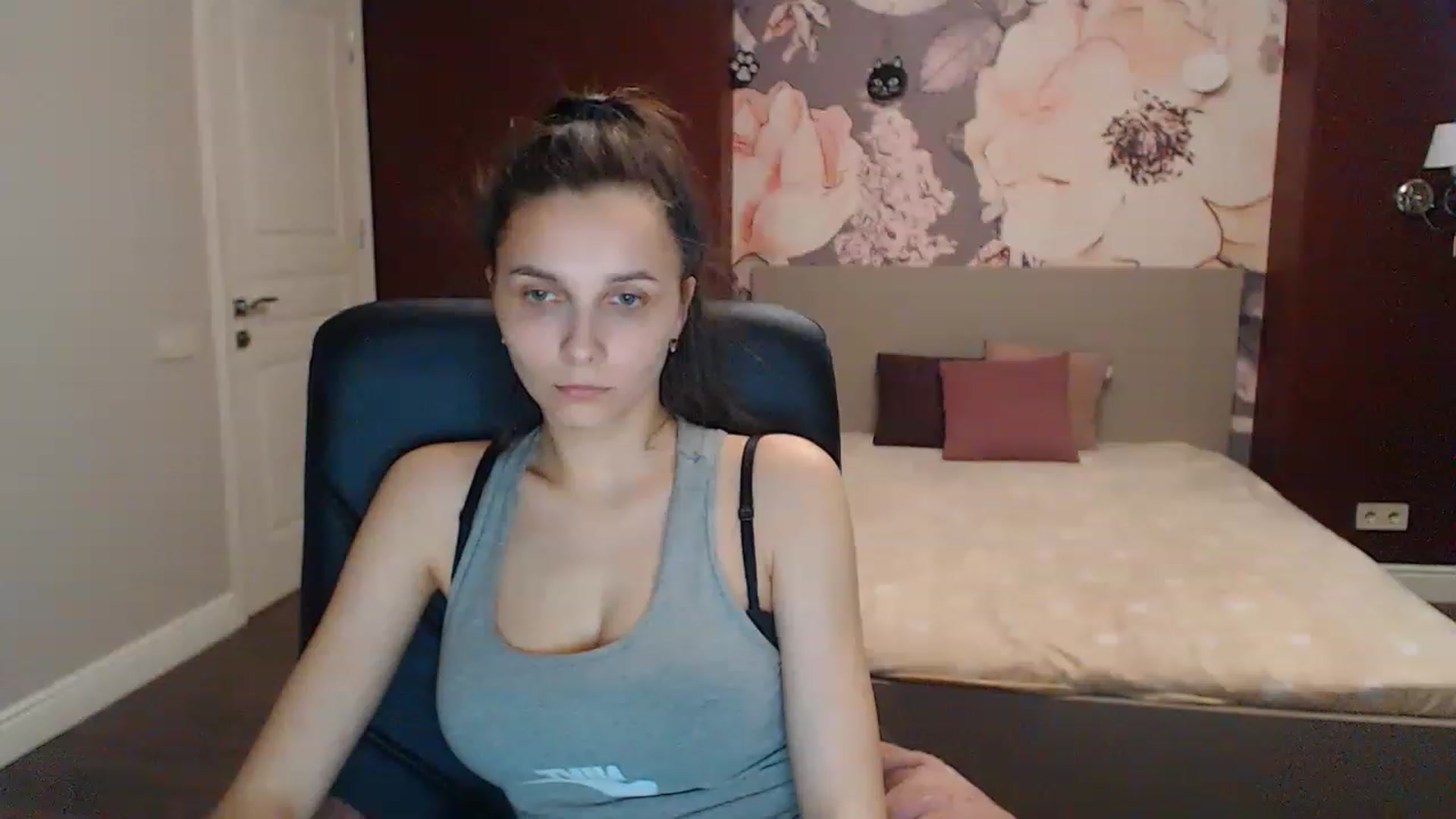 Gallery image thumbnail from Karina_Mils's myfreecams stream on, 04/22/2023, 14:53 image 8 of 20