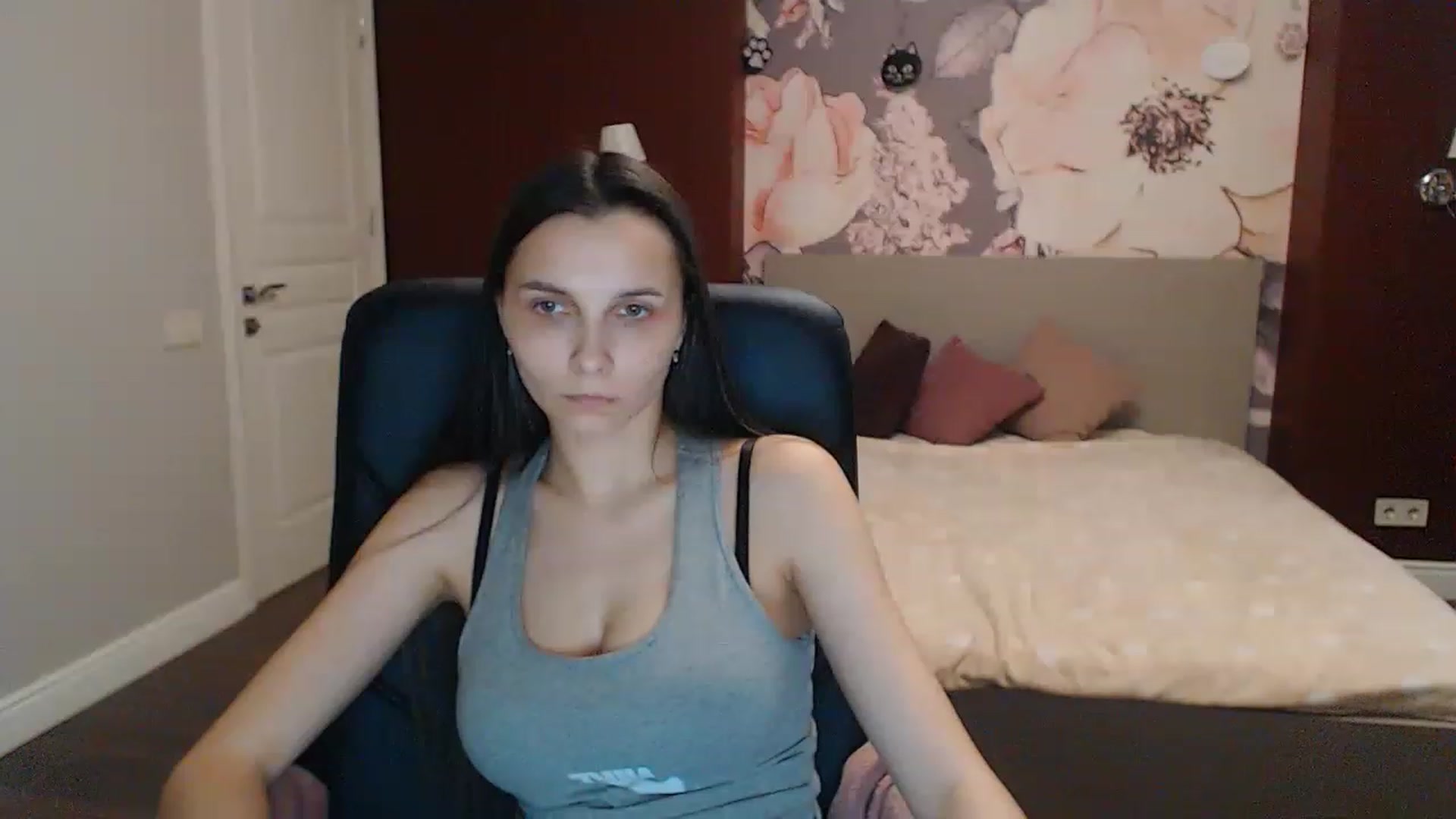 Gallery image thumbnail from Karina_Mils's myfreecams stream on, 04/27/2023, 09:49 image 20 of 20