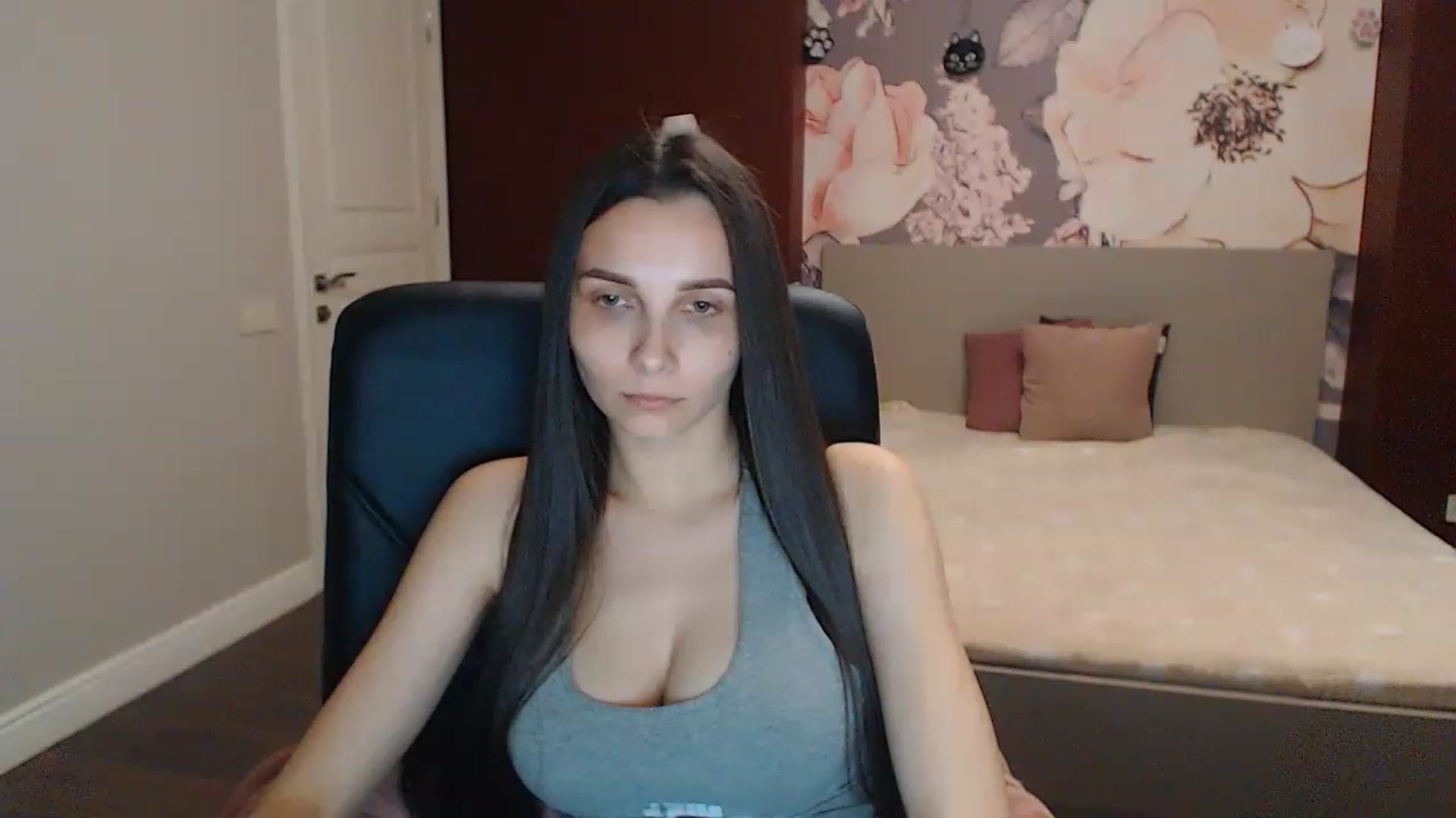 Gallery image thumbnail from Karina_Mils's myfreecams stream on, 04/30/2023, 14:05 image 11 of 20