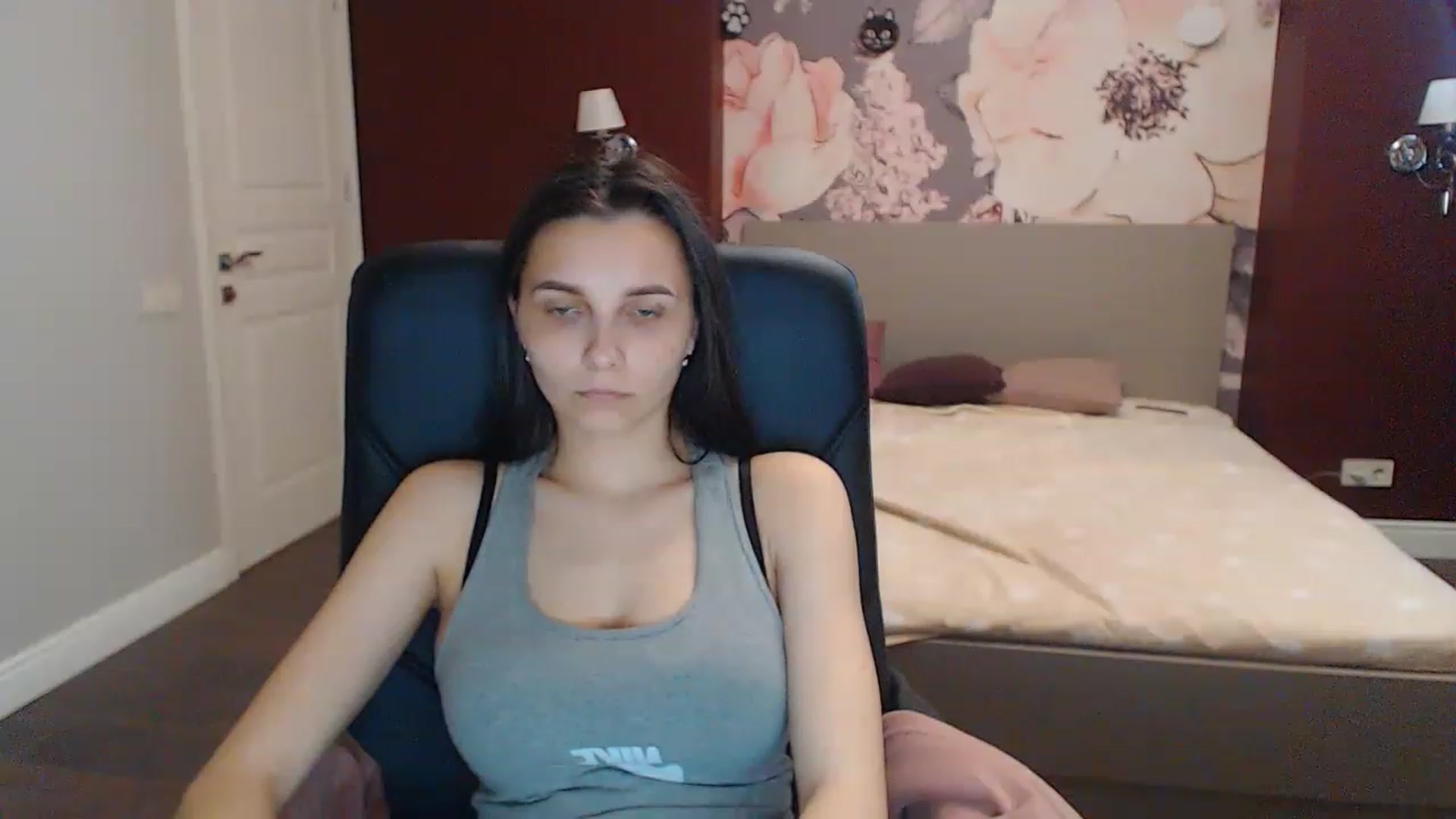 Gallery image thumbnail from Karina_Mils's myfreecams stream on, 05/07/2023, 15:21 image 6 of 20