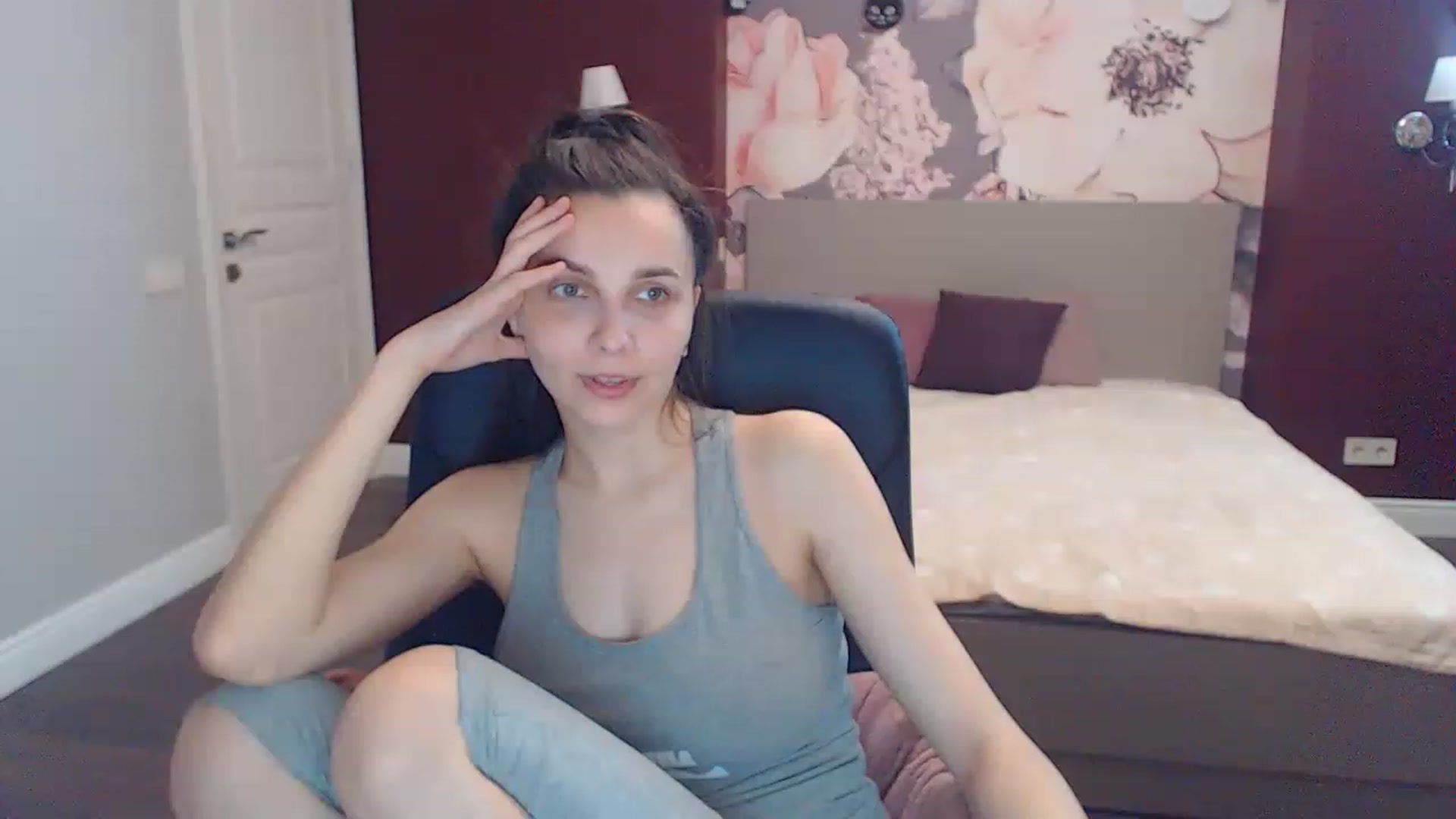 Gallery image thumbnail from Karina_Mils's myfreecams stream on, 05/14/2023, 11:58 image 4 of 20