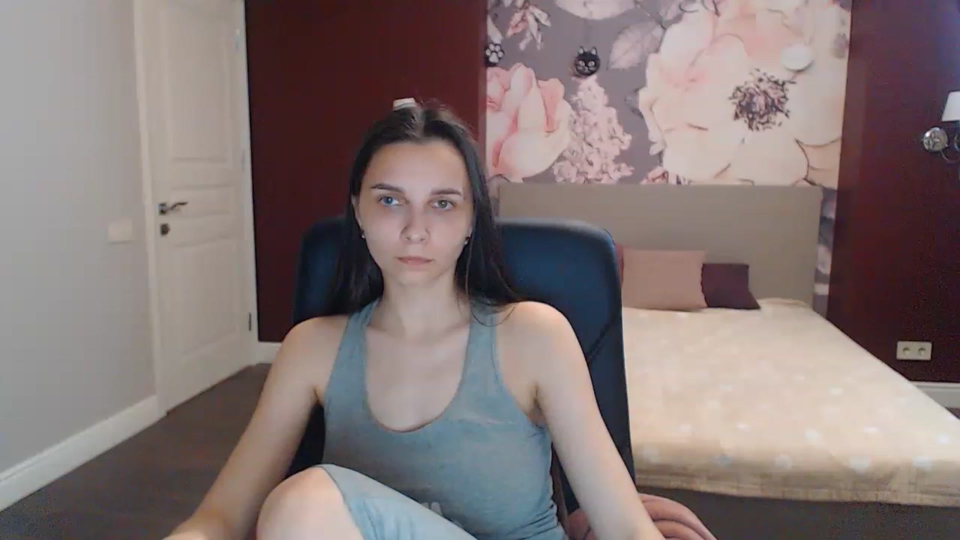 Gallery image thumbnail from Karina_Mils's myfreecams stream on, 05/20/2023, 14:52 image 14 of 20