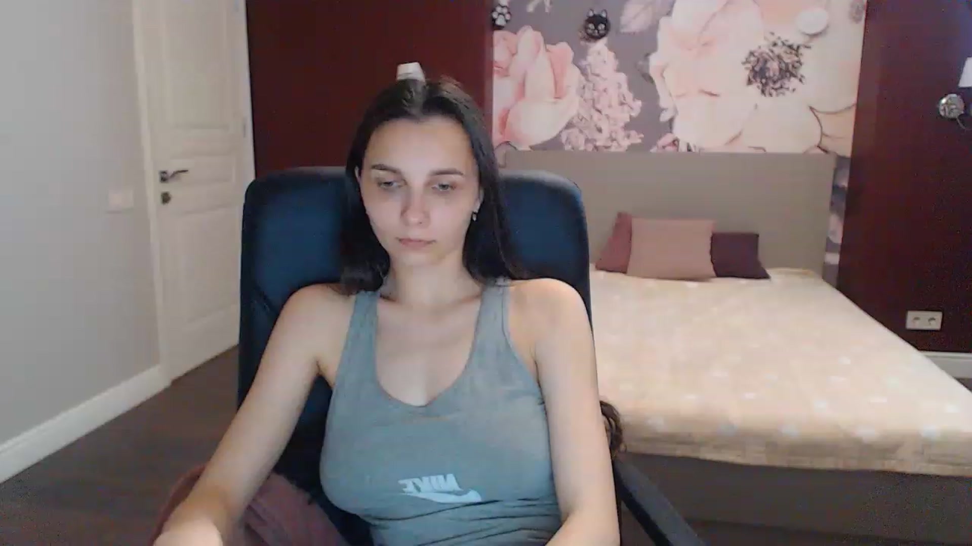 Gallery image thumbnail from Karina_Mils's myfreecams stream on, 05/20/2023, 14:52 image 10 of 20