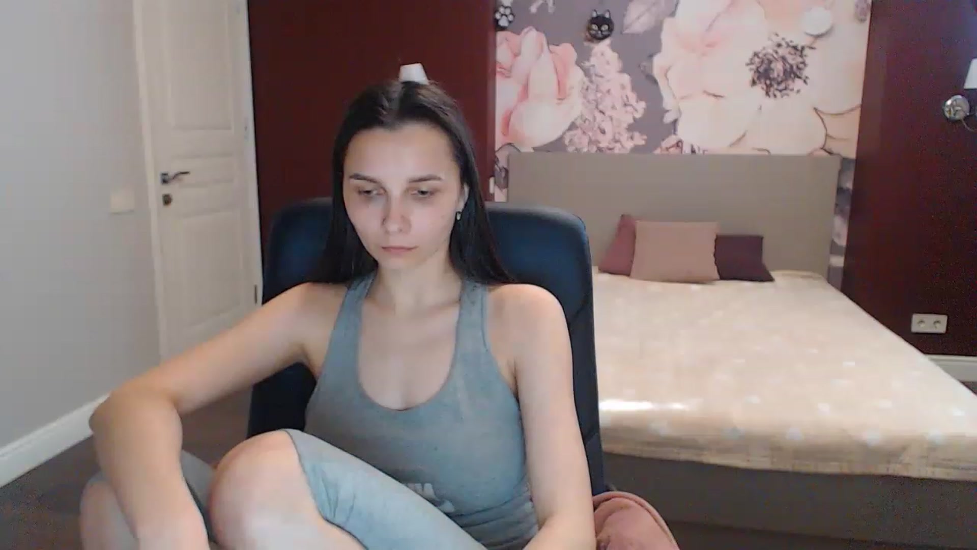 Gallery image thumbnail from Karina_Mils's myfreecams stream on, 05/20/2023, 14:52 image 4 of 20