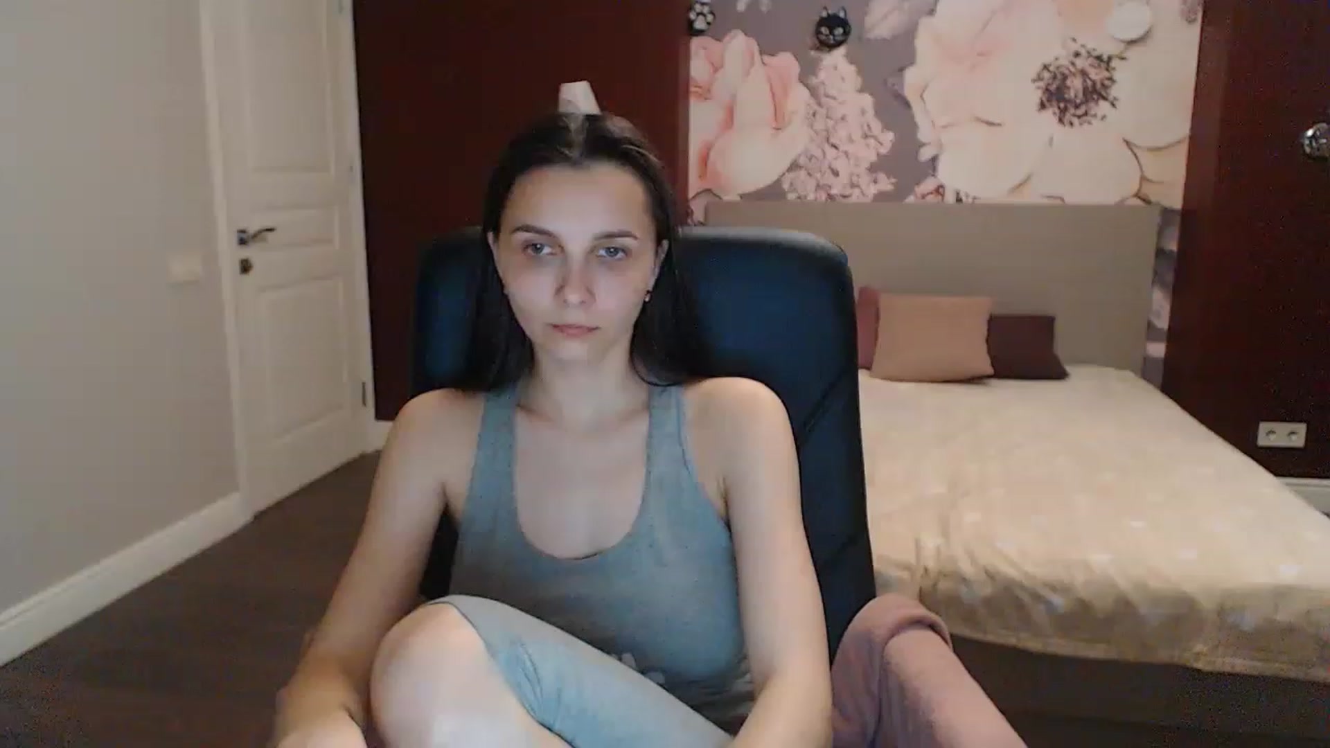Gallery image thumbnail from Karina_Mils's myfreecams stream on, 05/20/2023, 16:45 image 8 of 20