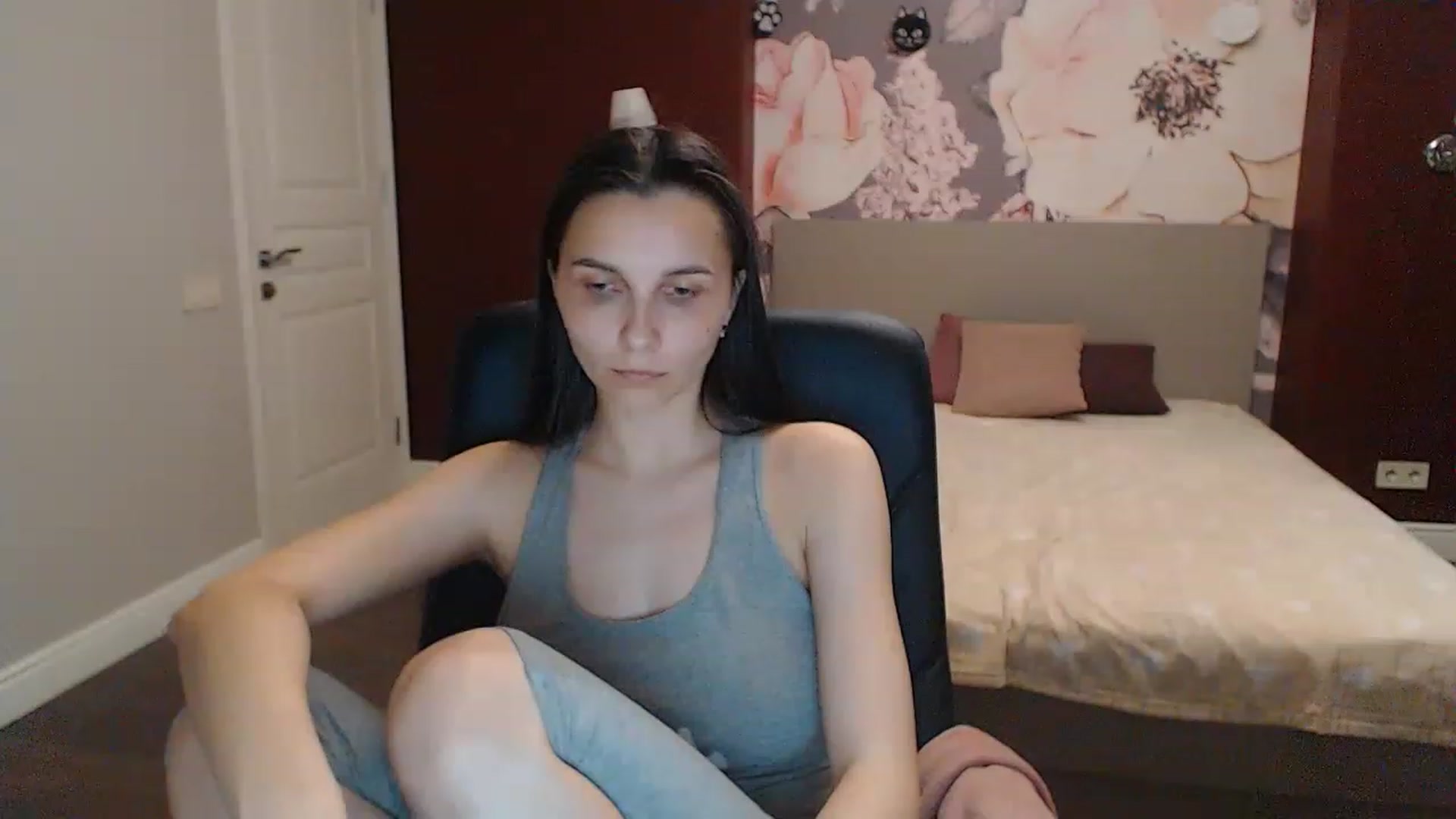 Gallery image thumbnail from Karina_Mils's myfreecams stream on, 05/20/2023, 16:45 image 12 of 20