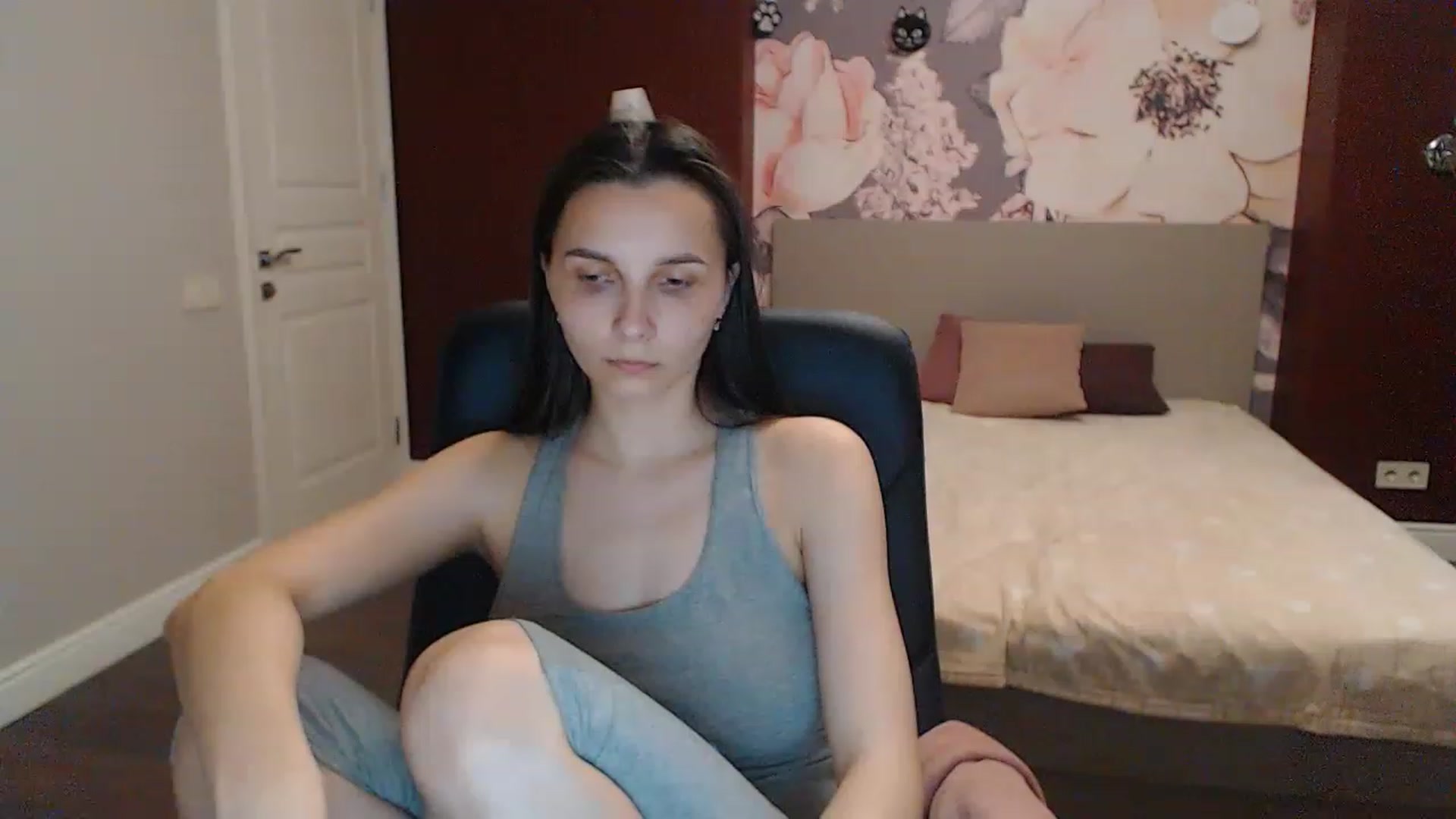 Gallery image thumbnail from Karina_Mils's myfreecams stream on, 05/20/2023, 16:45 image 10 of 20