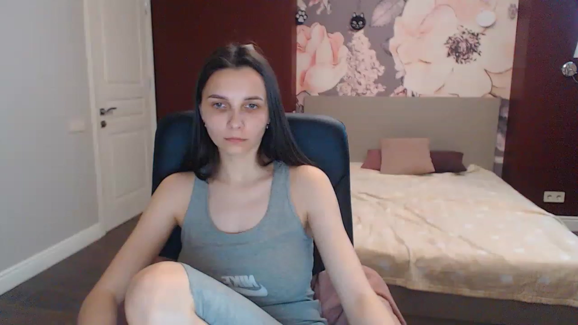 Gallery image thumbnail from Karina_Mils's myfreecams stream on, 05/22/2023, 10:48 image 11 of 20