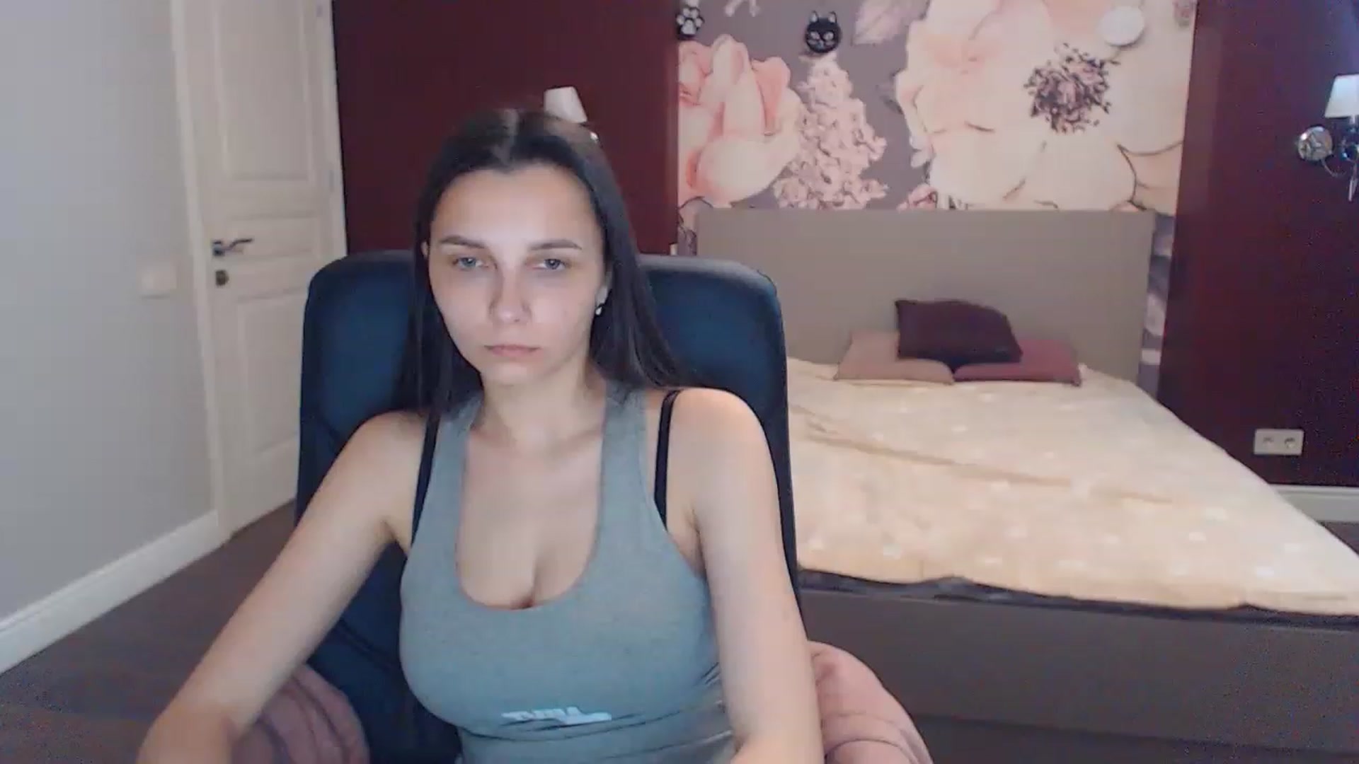 Gallery image thumbnail from Karina_Mils's myfreecams stream on, 05/24/2023, 10:06 image 20 of 20