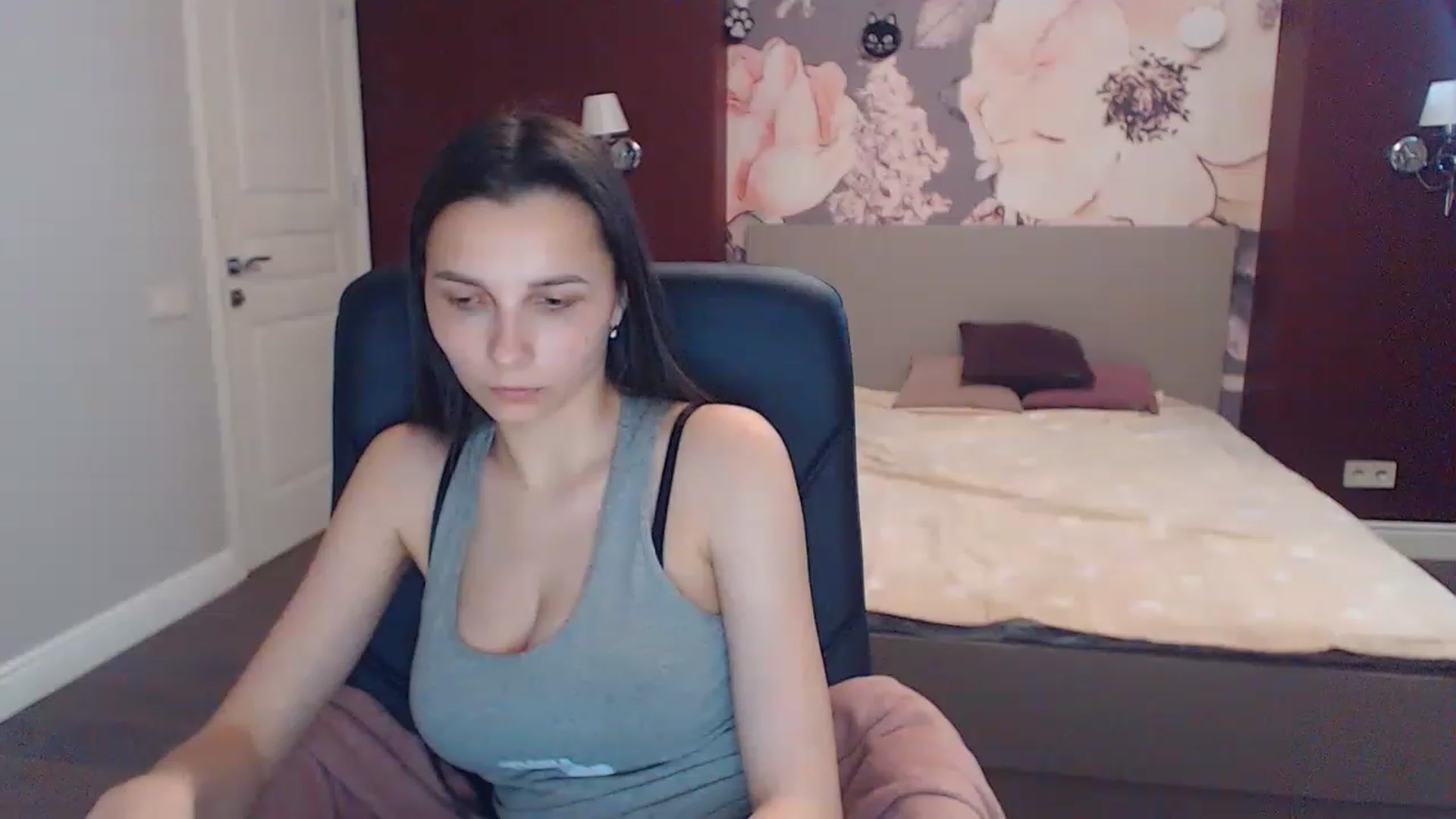 Gallery image thumbnail from Karina_Mils's myfreecams stream on, 05/24/2023, 10:06 image 9 of 20