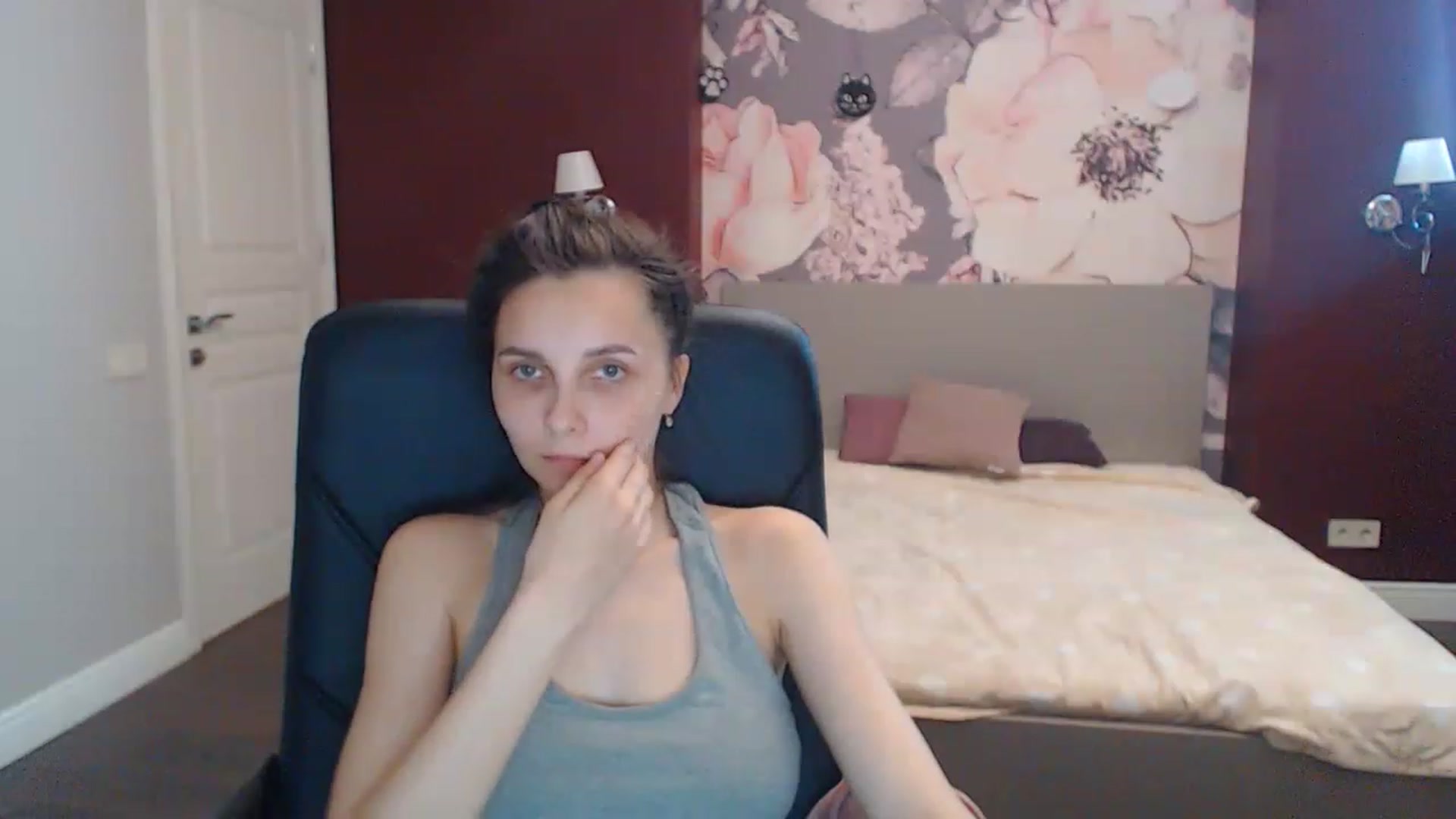 Gallery image thumbnail from Karina_Mils's myfreecams stream on, 05/29/2023, 12:23 image 6 of 20