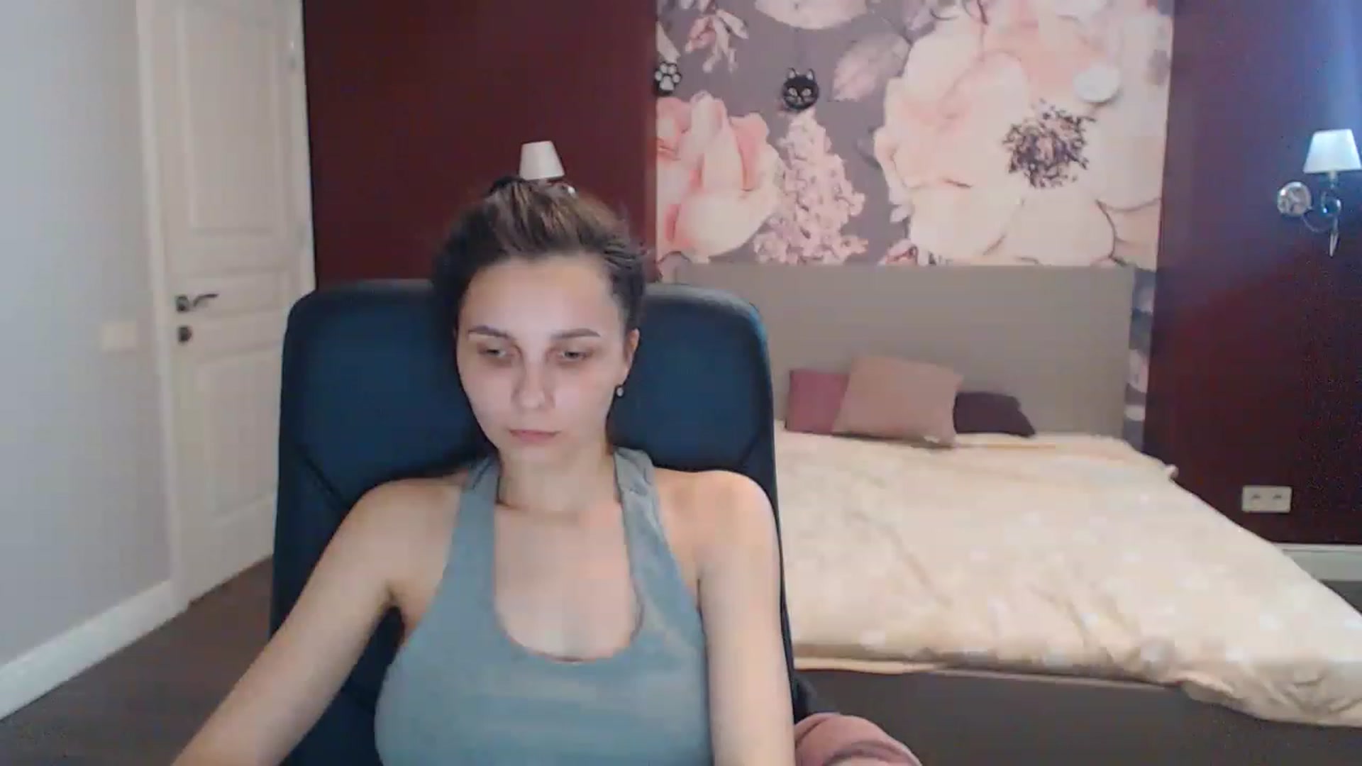 Gallery image thumbnail from Karina_Mils's myfreecams stream on, 05/29/2023, 12:23 image 4 of 20