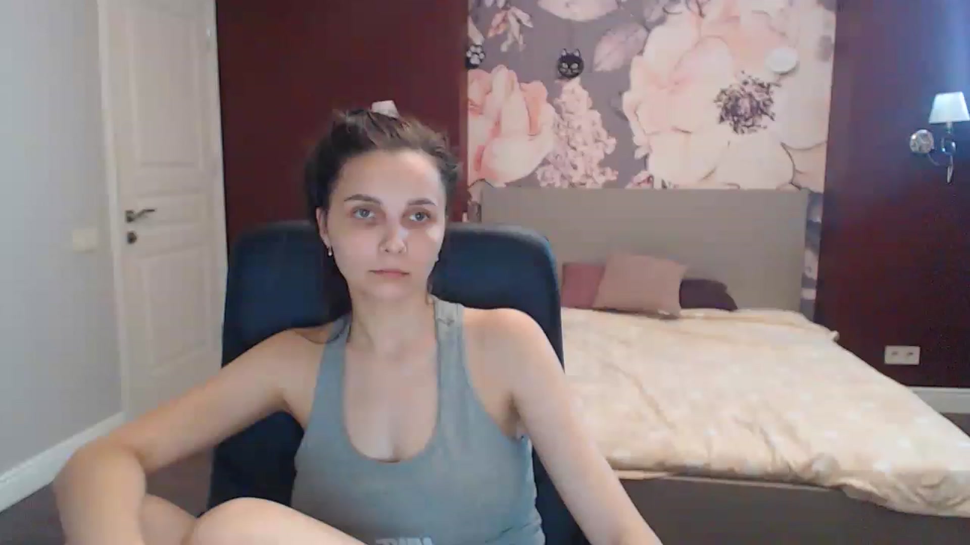 Gallery image thumbnail from Karina_Mils's myfreecams stream on, 05/29/2023, 12:23 image 20 of 20
