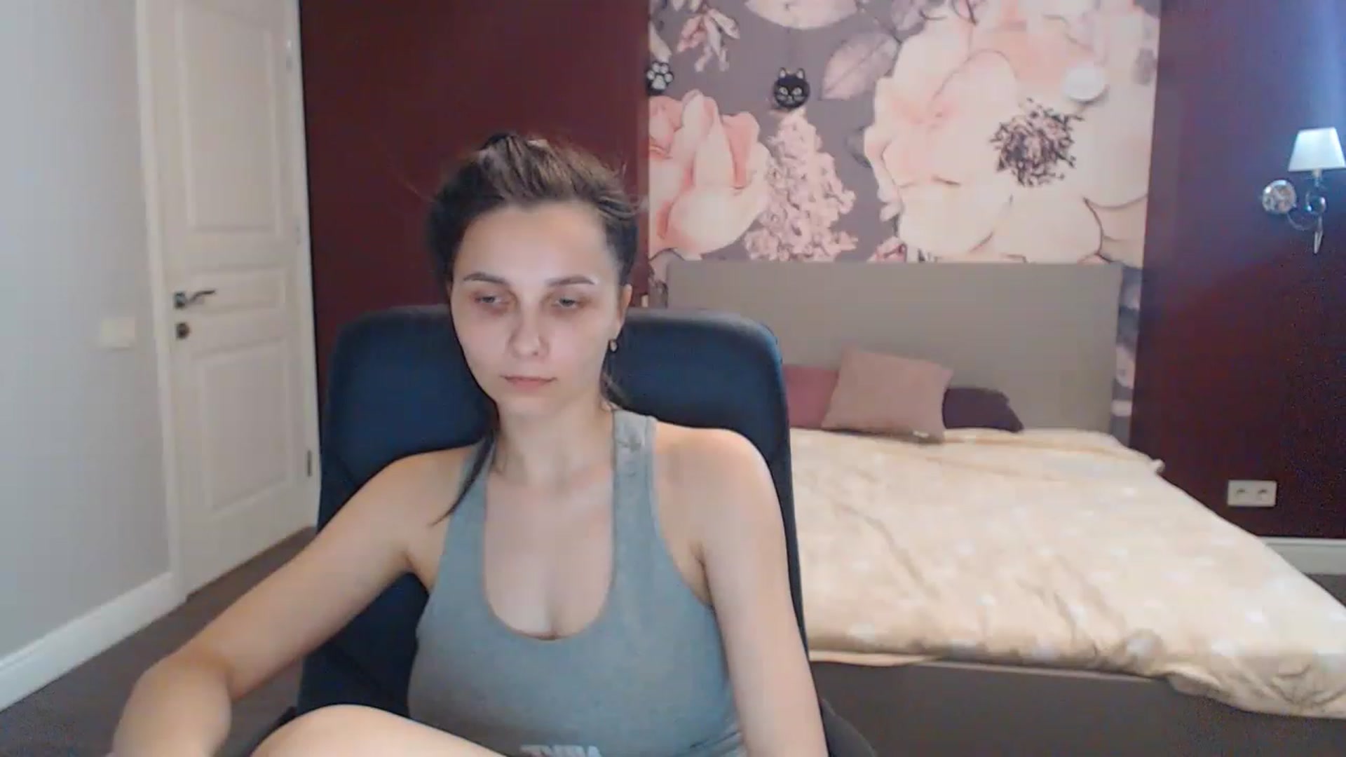 Gallery image thumbnail from Karina_Mils's myfreecams stream on, 05/29/2023, 12:23 image 12 of 20