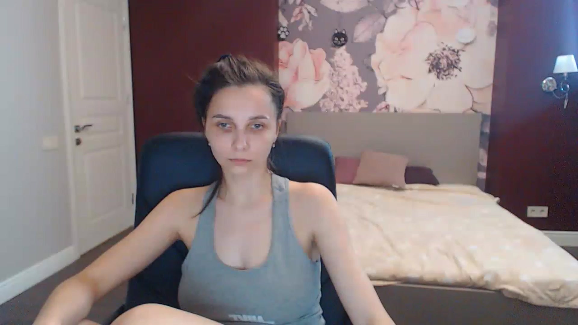 Gallery image thumbnail from Karina_Mils's myfreecams stream on, 05/29/2023, 12:23 image 8 of 20