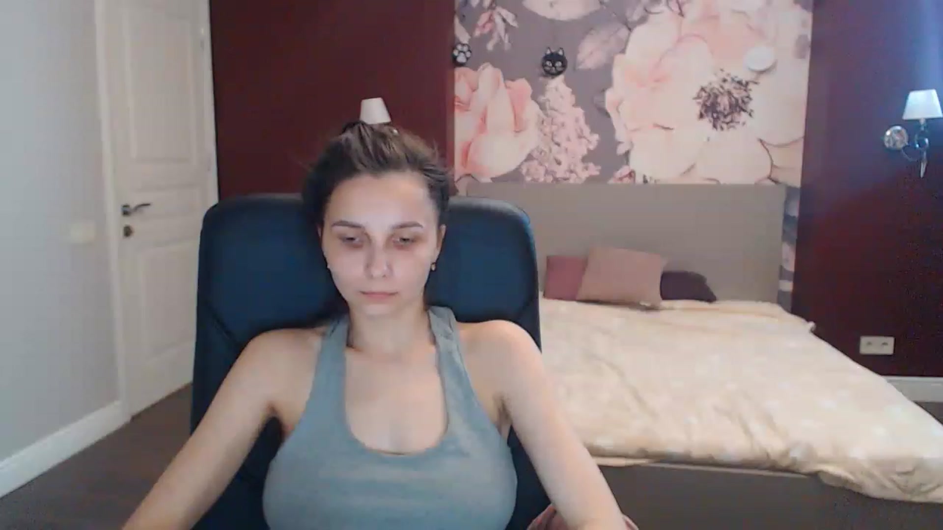 Gallery image thumbnail from Karina_Mils's myfreecams stream on, 05/29/2023, 12:23 image 3 of 20