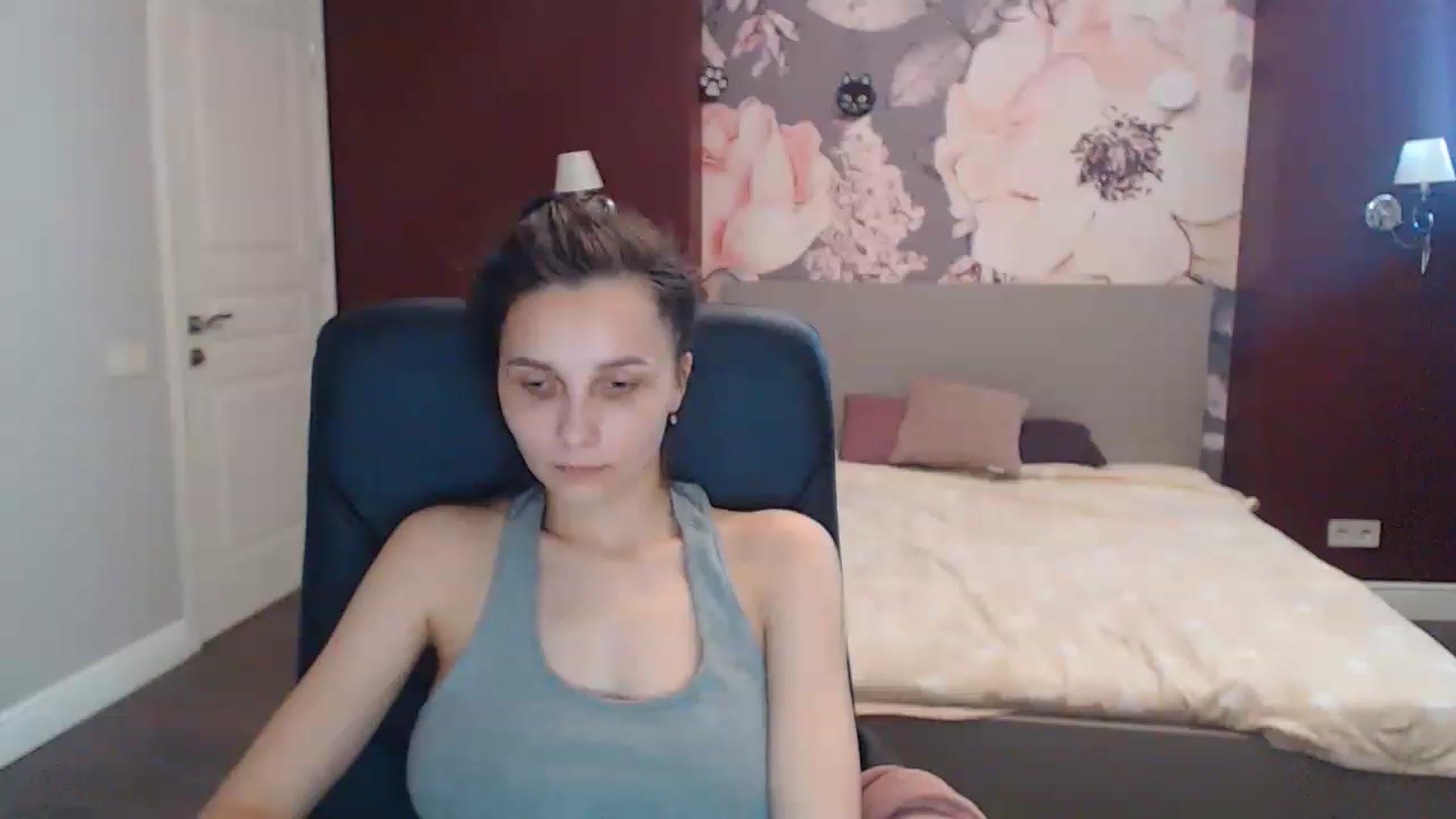 Gallery image thumbnail from Karina_Mils's myfreecams stream on, 05/29/2023, 12:23 image 7 of 20