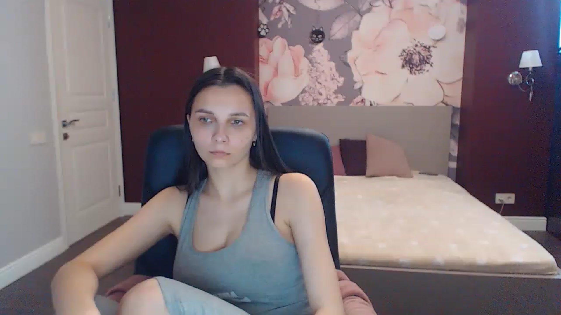 Gallery image thumbnail from Karina_Mils's myfreecams stream on, 06/02/2023, 14:05 image 3 of 20