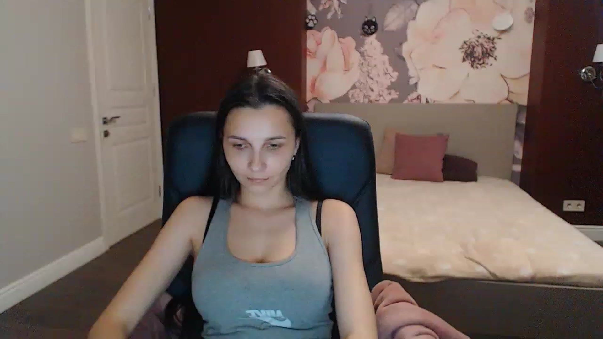 Gallery image thumbnail from Karina_Mils's myfreecams stream on, 06/11/2023, 15:45 image 20 of 20