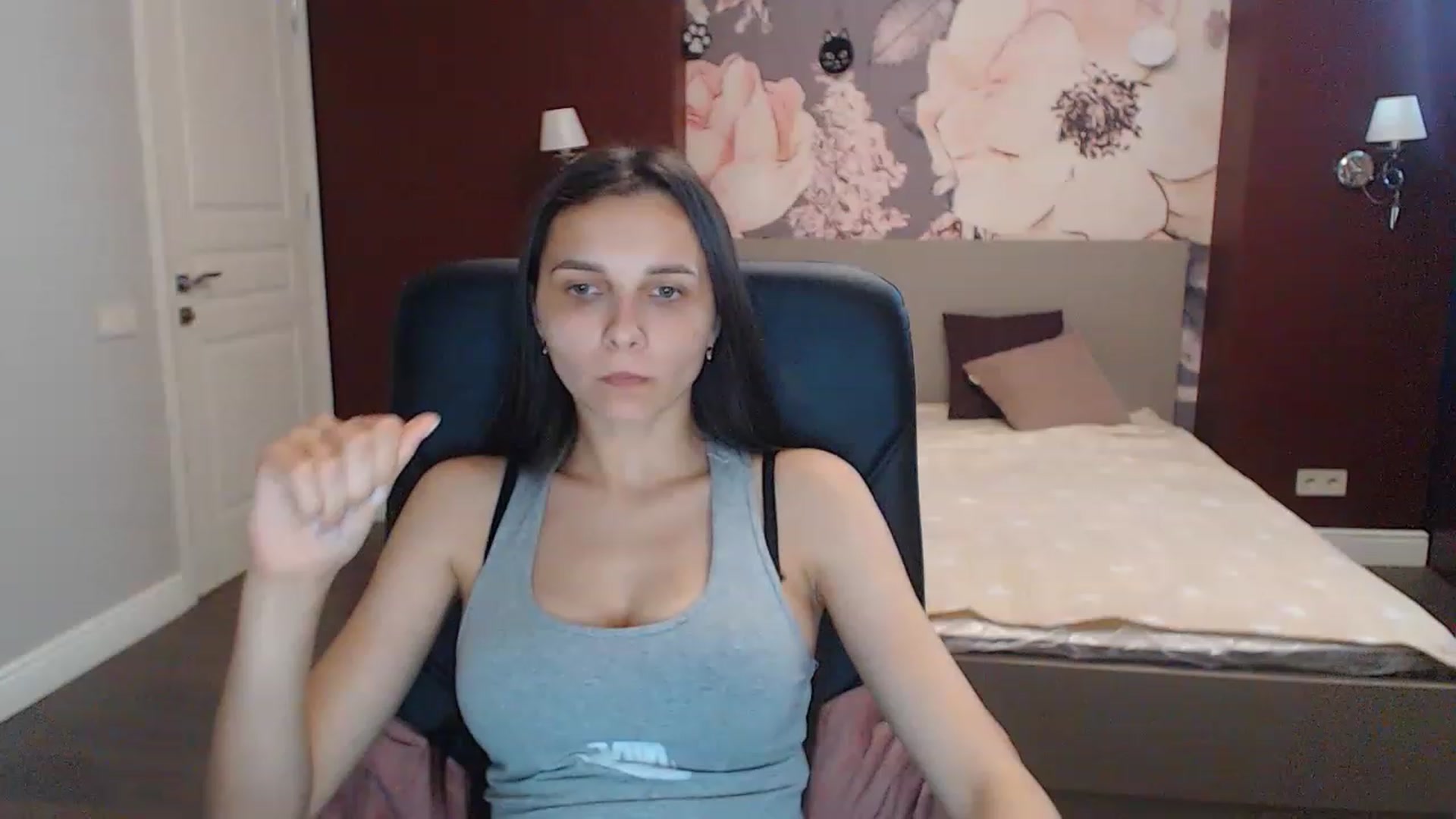 Gallery image thumbnail from Karina_Mils's myfreecams stream on, 06/30/2023, 14:39 image 11 of 20