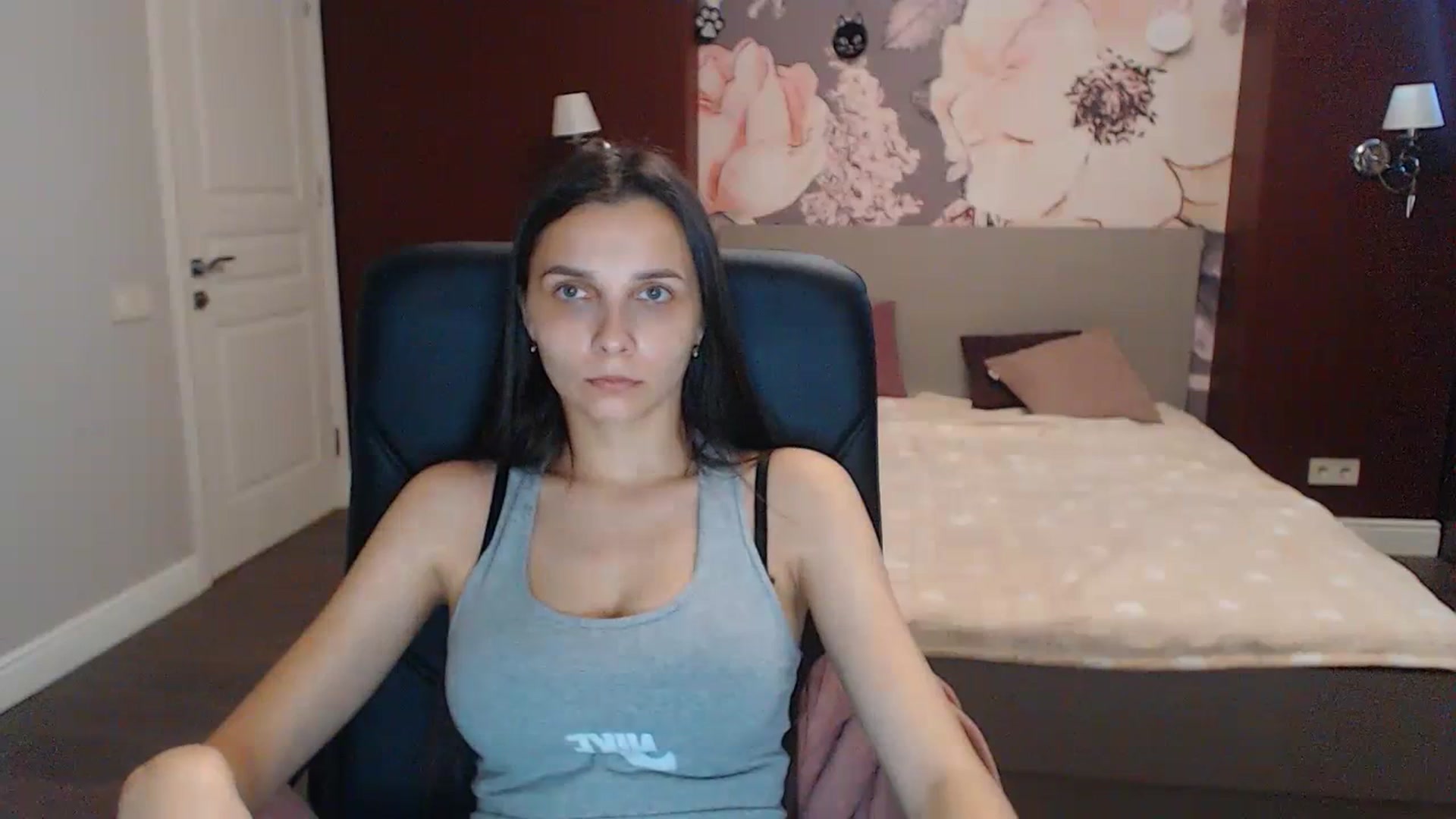 Gallery image thumbnail from Karina_Mils's myfreecams stream on, 07/01/2023, 07:05 image 11 of 20