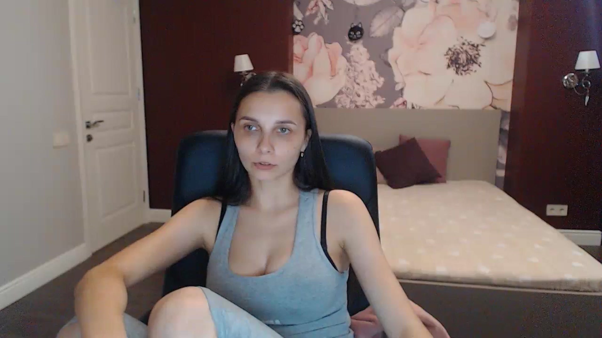 Gallery image thumbnail from Karina_Mils's myfreecams stream on, 07/02/2023, 16:14 image 8 of 20