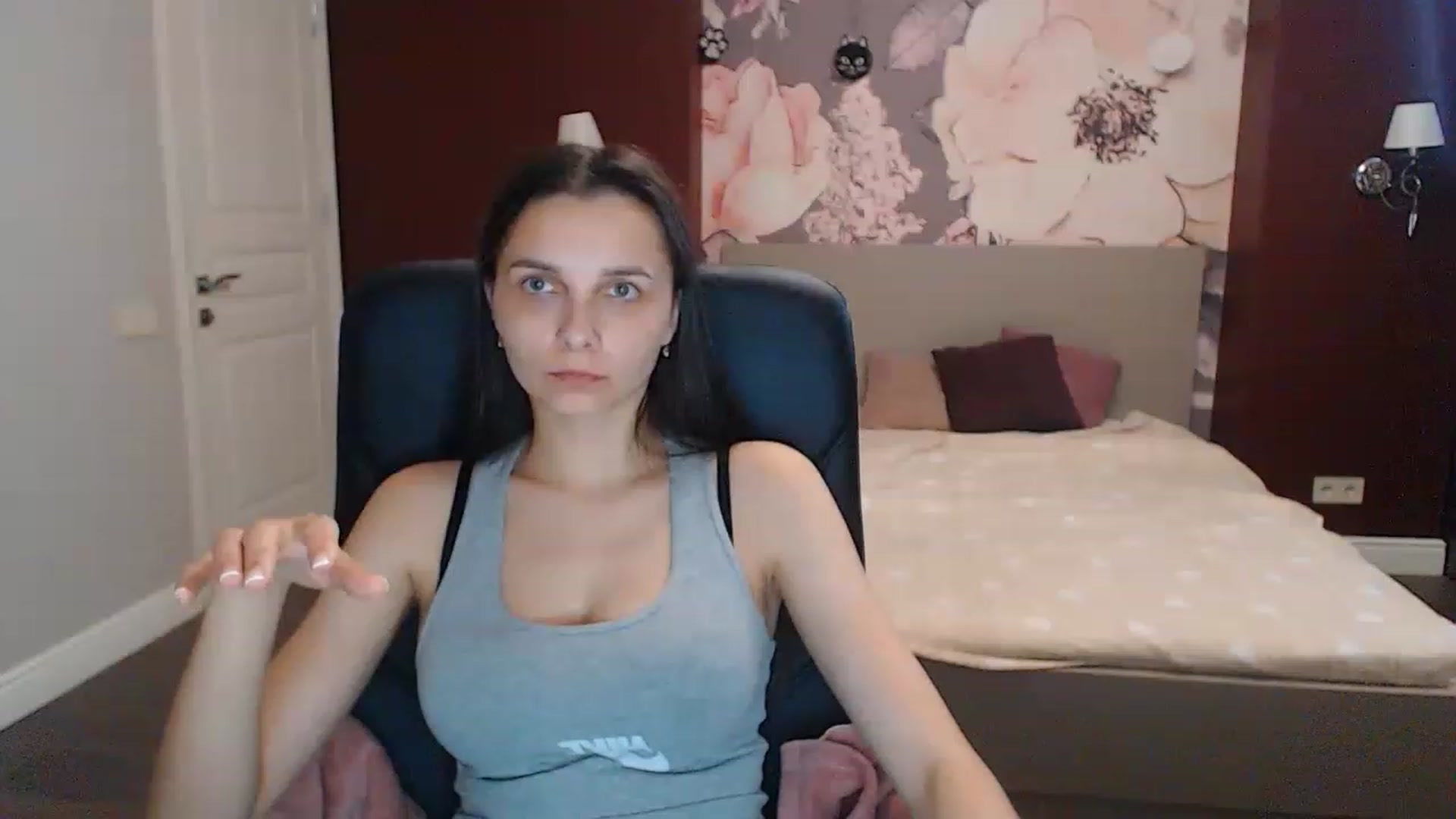 Gallery image thumbnail from Karina_Mils's myfreecams stream on, 07/03/2023, 09:26 image 13 of 20