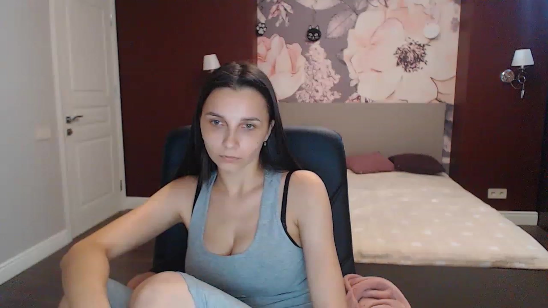 Gallery image thumbnail from Karina_Mils's myfreecams stream on, 07/06/2023, 11:09 image 20 of 20