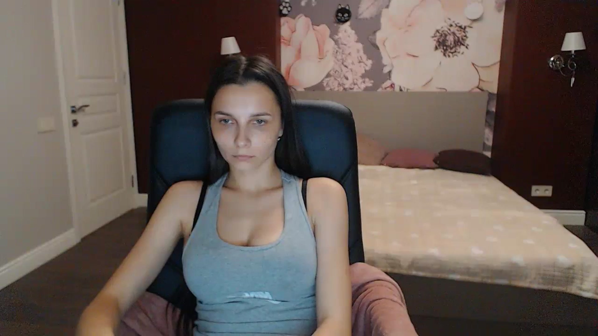 Gallery image thumbnail from Karina_Mils's myfreecams stream on, 07/07/2023, 14:48 image 14 of 20