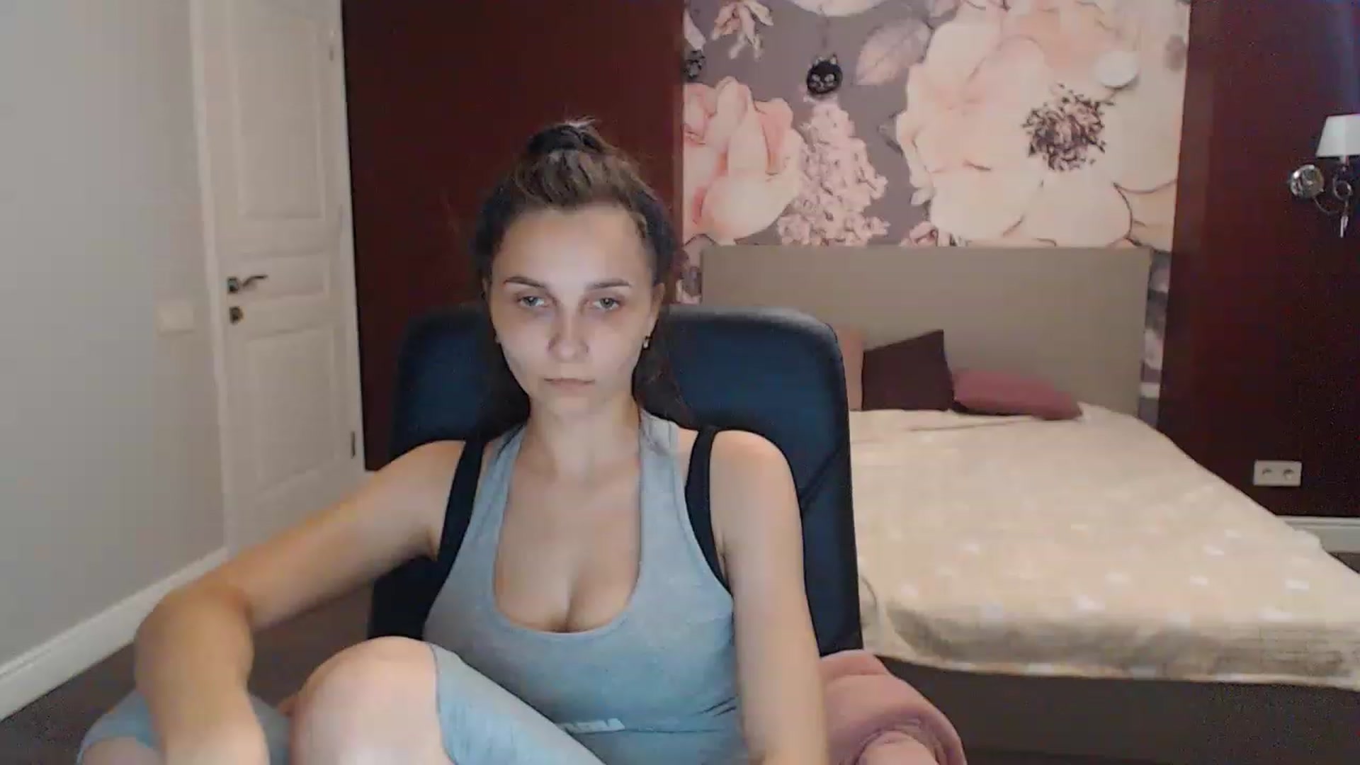 Gallery image thumbnail from Karina_Mils's myfreecams stream on, 07/14/2023, 16:14 image 4 of 20
