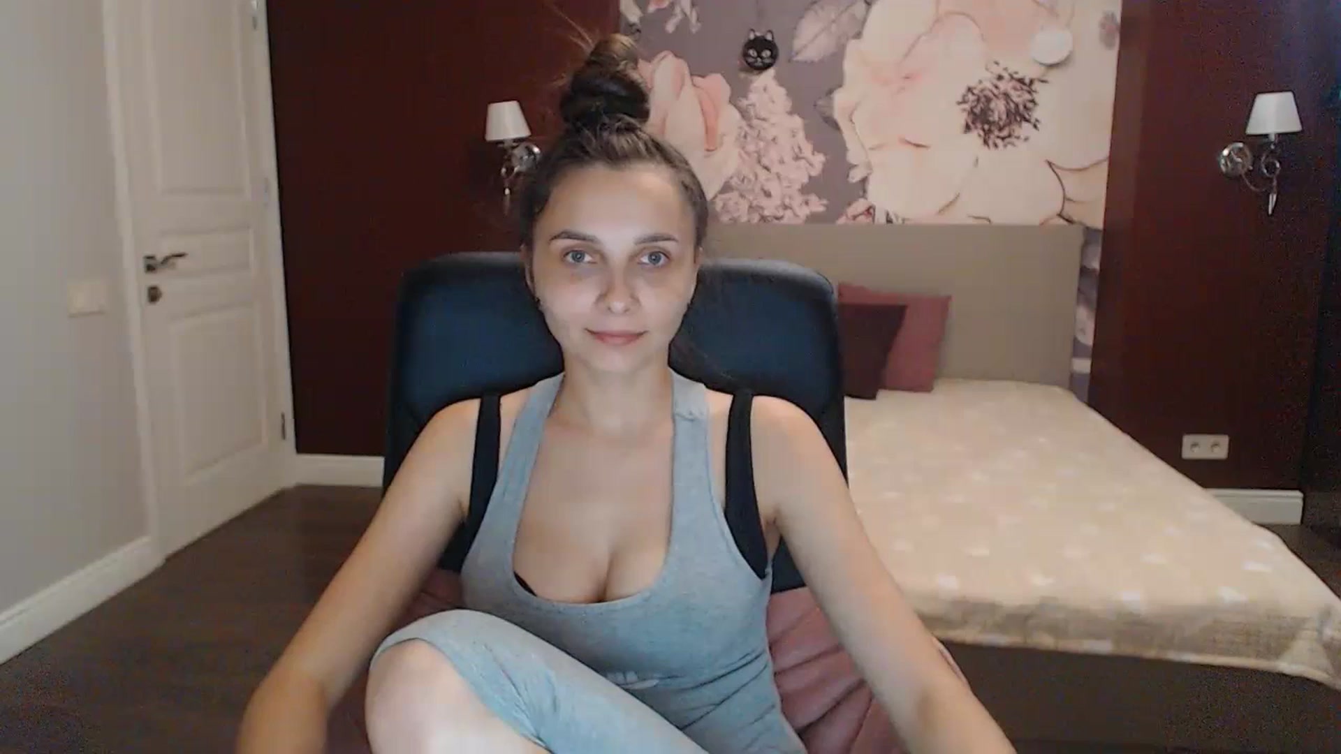 Gallery image thumbnail from Karina_Mils's myfreecams stream on, 07/15/2023, 16:19 image 1 of 20