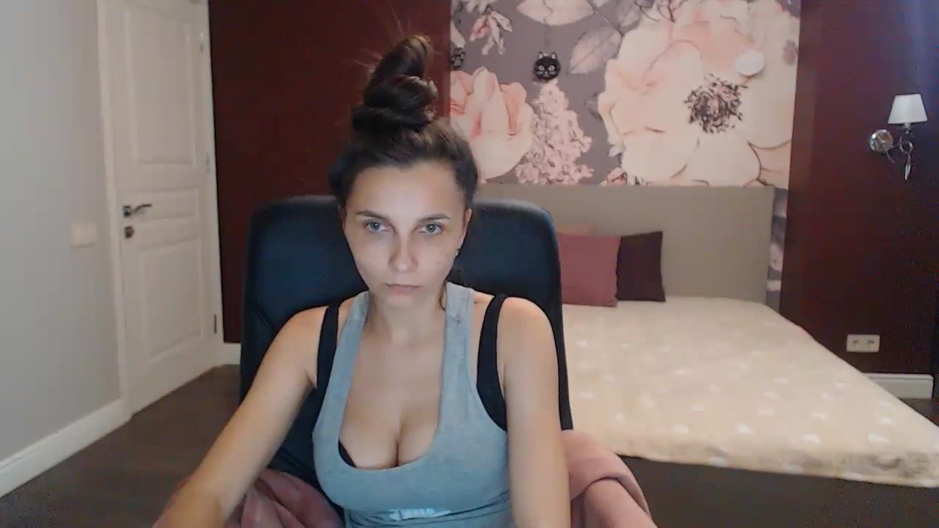 Gallery image thumbnail from Karina_Mils's myfreecams stream on, 07/16/2023, 15:08 image 20 of 20