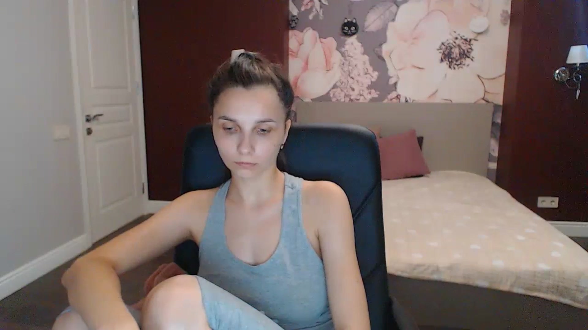 Gallery image thumbnail from Karina_Mils's myfreecams stream on, 07/17/2023, 09:04 image 18 of 20