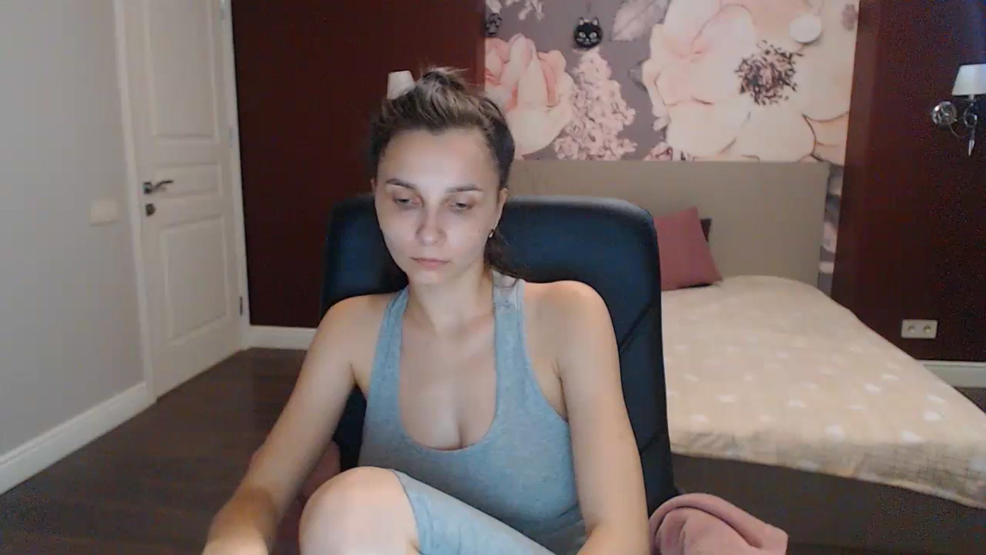 Gallery image thumbnail from Karina_Mils's myfreecams stream on, 07/17/2023, 09:04 image 2 of 20