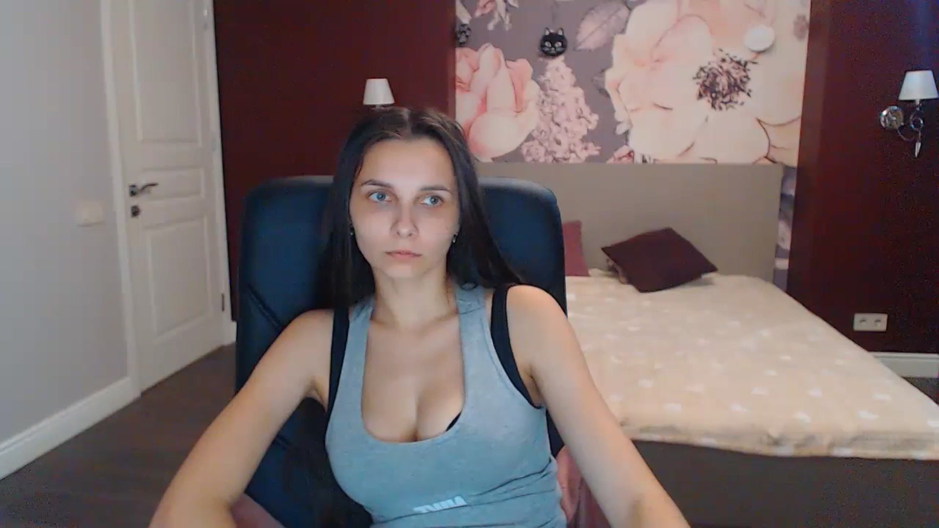 Gallery image thumbnail from Karina_Mils's myfreecams stream on, 07/21/2023, 10:03 image 20 of 20