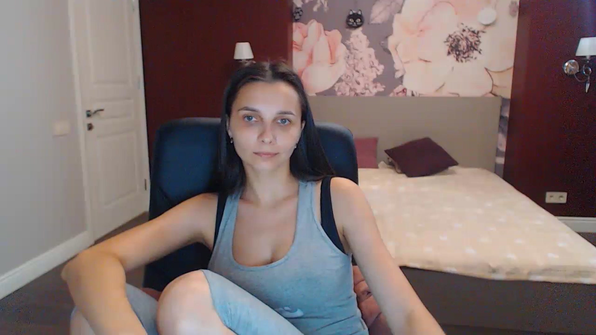Gallery image thumbnail from Karina_Mils's myfreecams stream on, 07/21/2023, 14:14 image 19 of 20