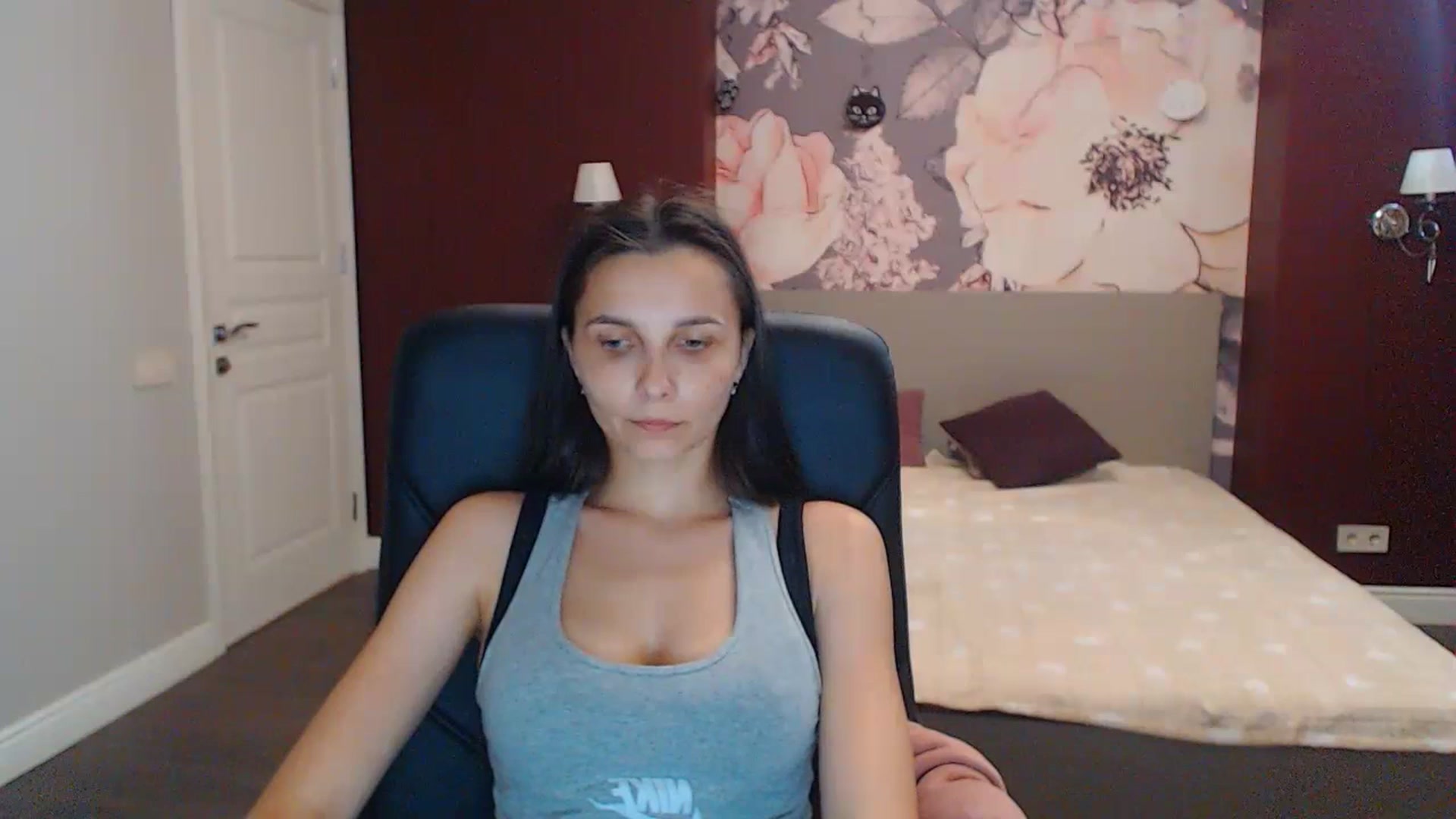 Gallery image thumbnail from Karina_Mils's myfreecams stream on, 07/21/2023, 14:52 image 19 of 20
