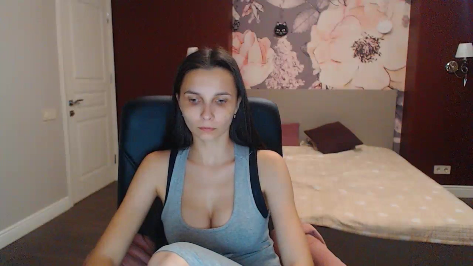 Gallery image thumbnail from Karina_Mils's myfreecams stream on, 07/21/2023, 17:11 image 1 of 20