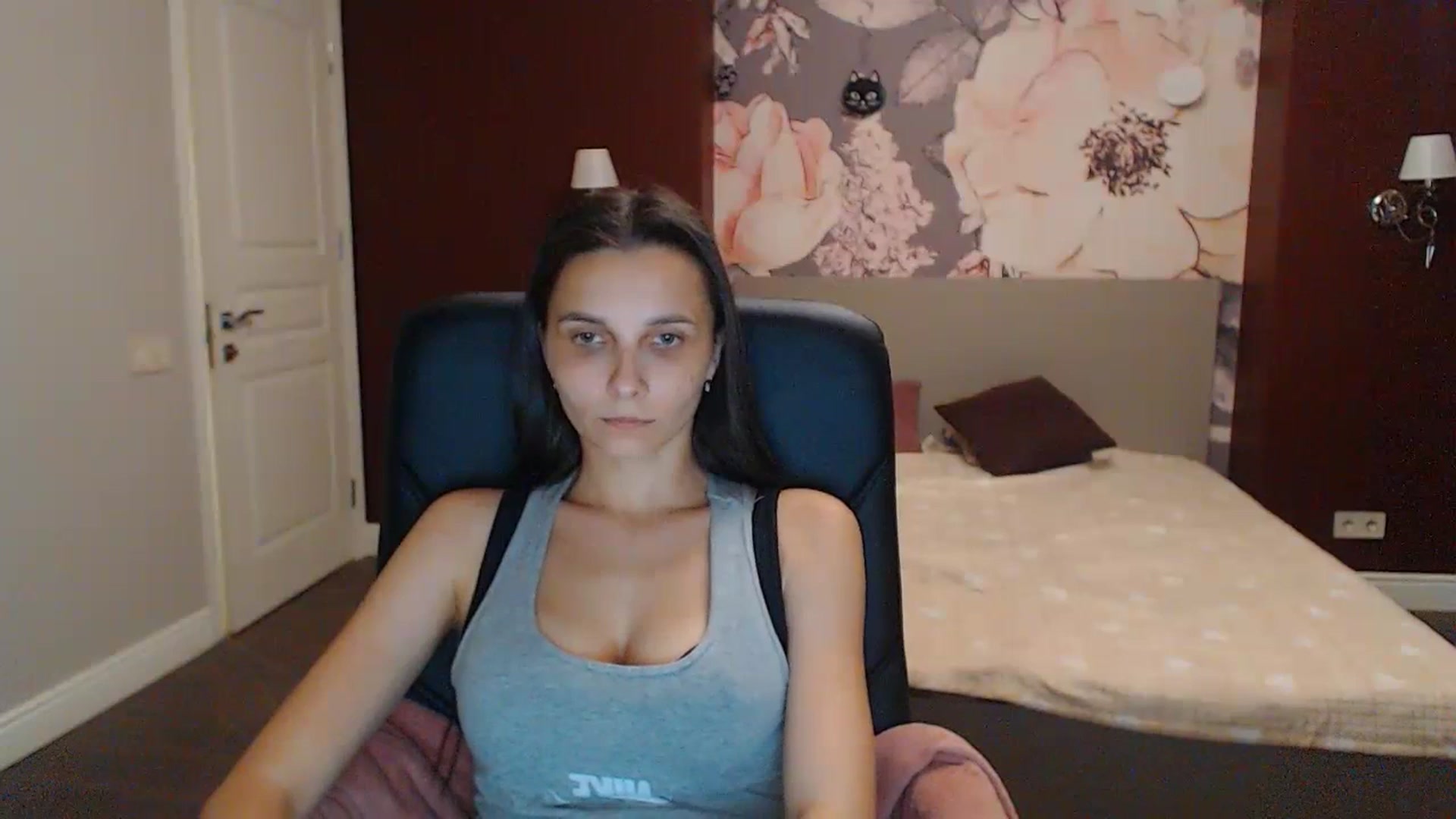Gallery image thumbnail from Karina_Mils's myfreecams stream on, 07/21/2023, 17:11 image 18 of 20