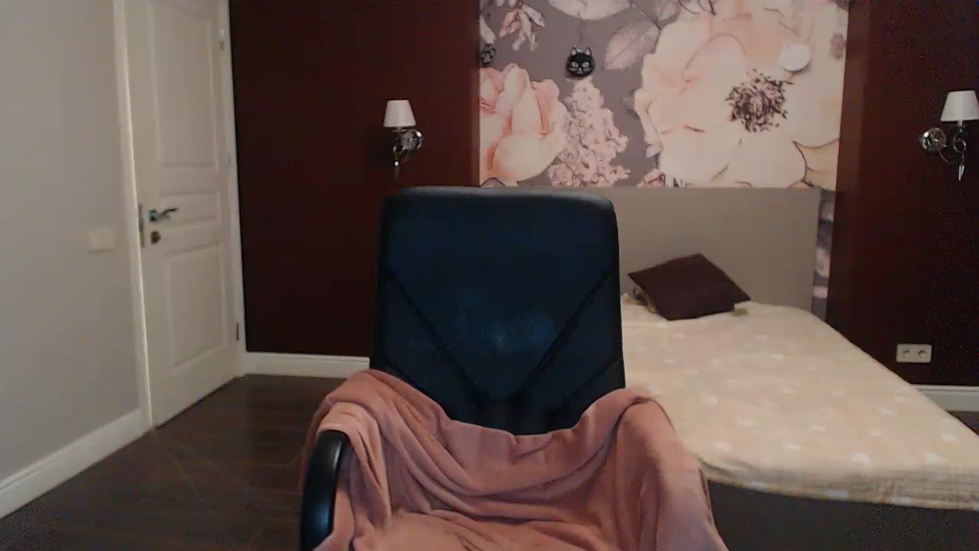 Gallery image thumbnail from Karina_Mils's myfreecams stream on, 07/21/2023, 17:11 image 20 of 20