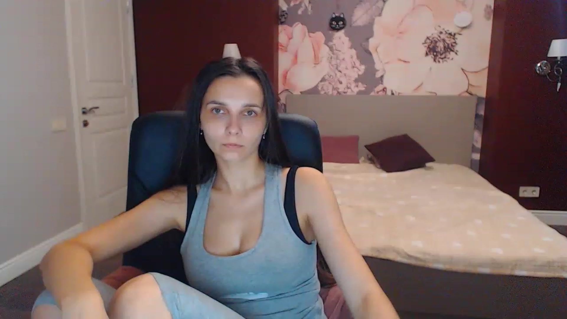 Gallery image thumbnail from Karina_Mils's myfreecams stream on, 07/22/2023, 06:11 image 4 of 20