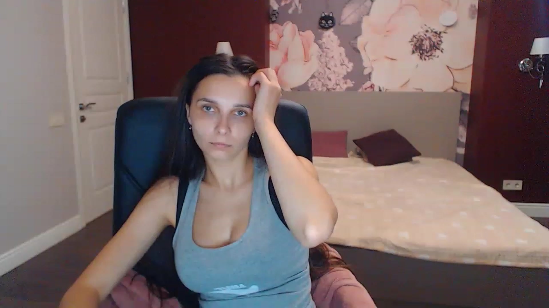 Gallery image thumbnail from Karina_Mils's myfreecams stream on, 07/22/2023, 06:11 image 12 of 20