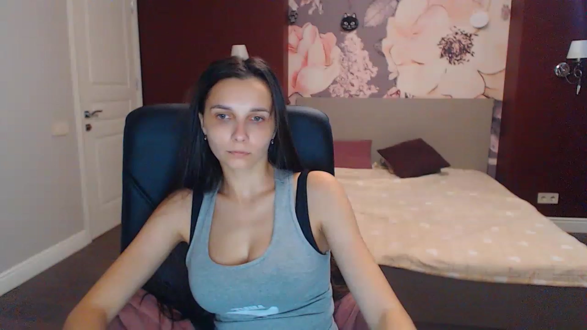 Gallery image thumbnail from Karina_Mils's myfreecams stream on, 07/22/2023, 06:11 image 11 of 20